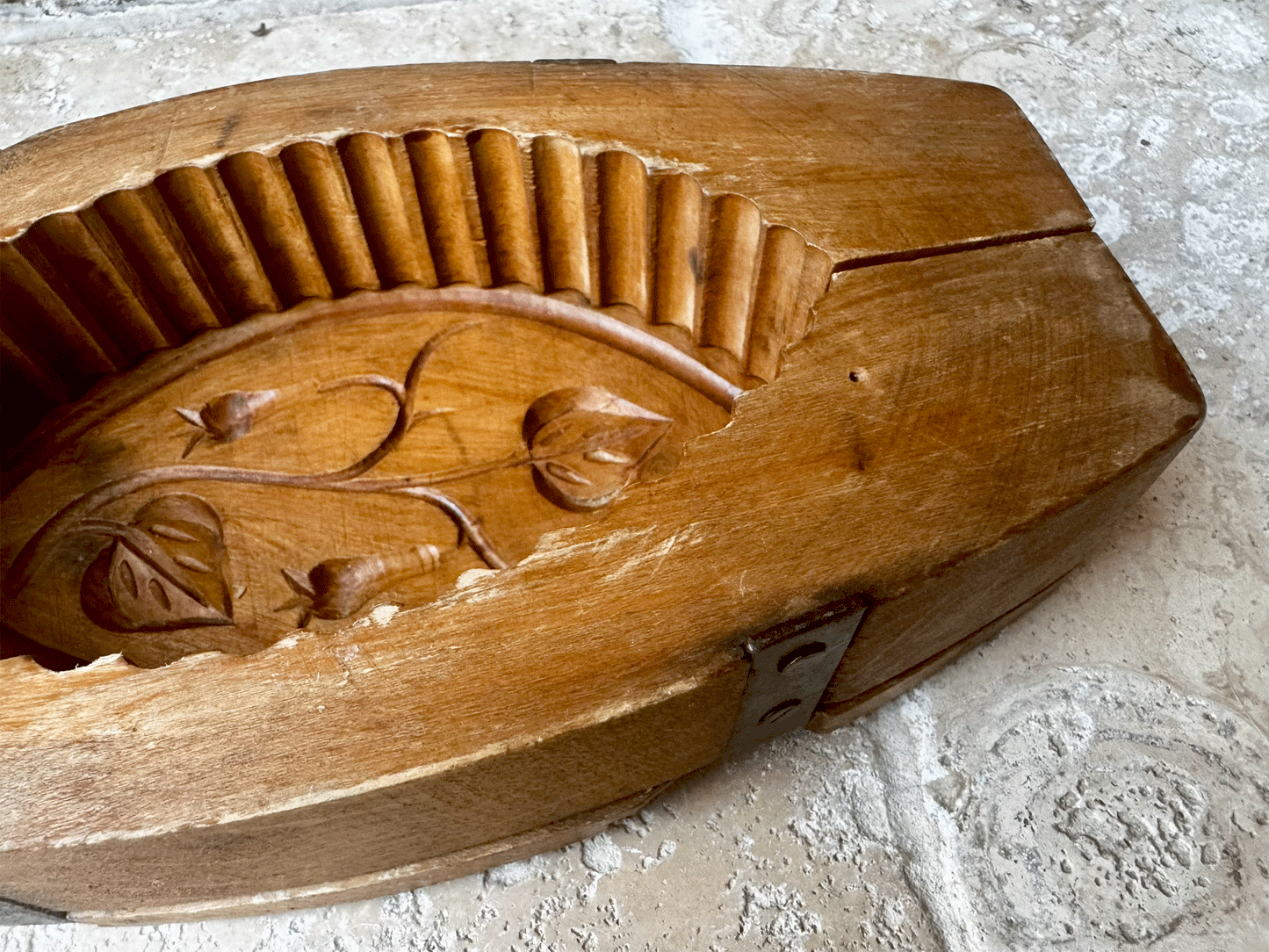 antique french country rustic wooden treen carved butter brick mould rosehips foliage