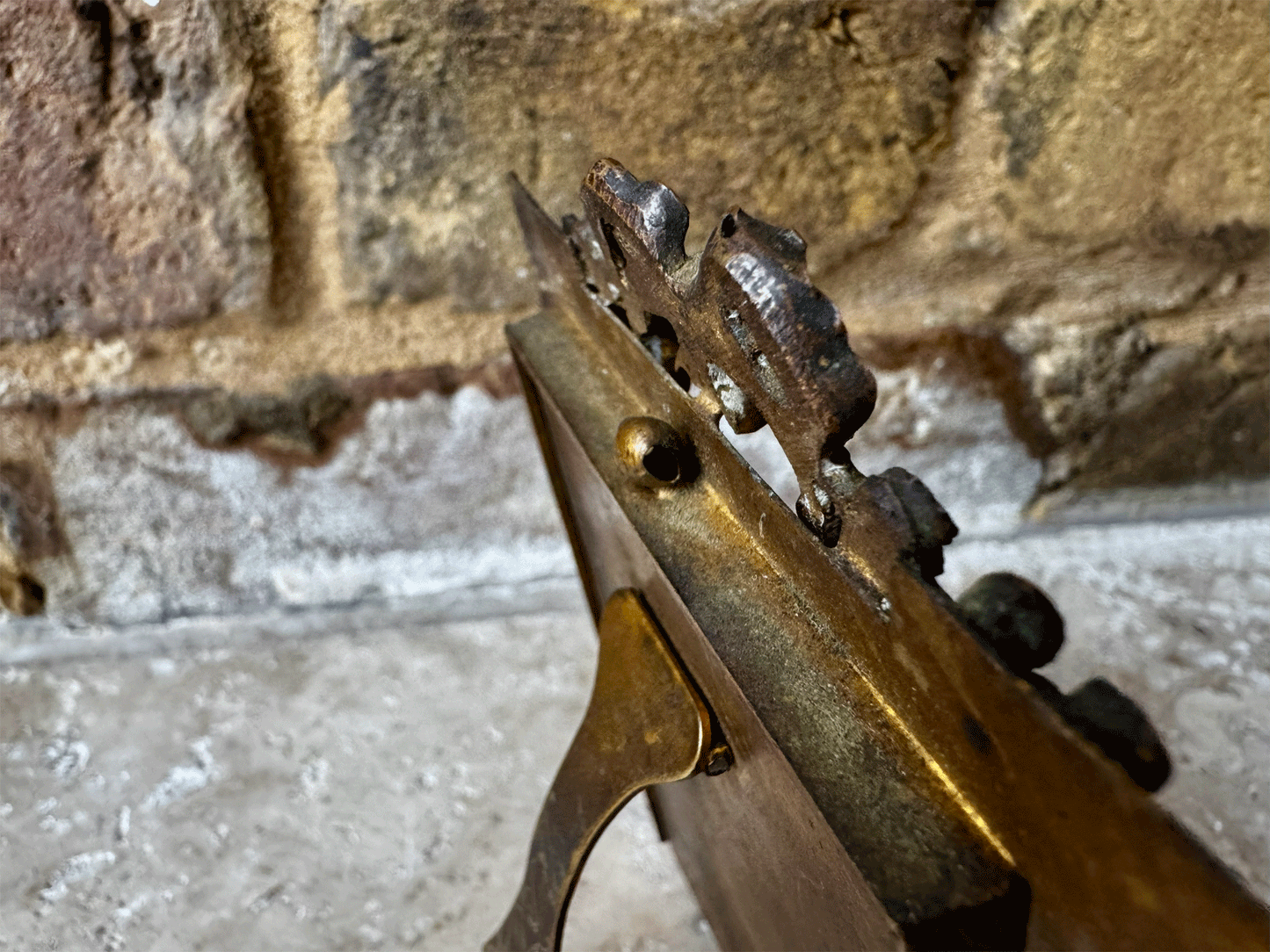 Small Antique French Bow Topped Ormolu Easel Frame