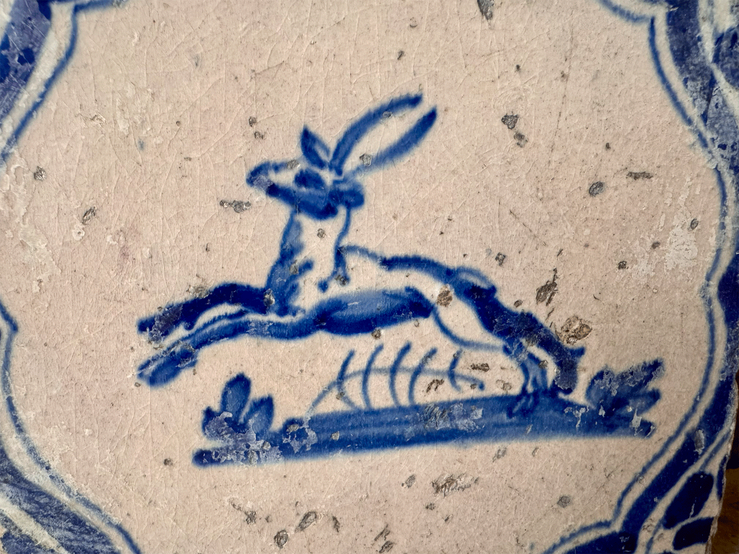antique dutchrare 17th century 1600s delft blue white tile animal leaping roe deer