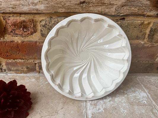 antique plain white ironstone extra large fluted bundt style cake mould