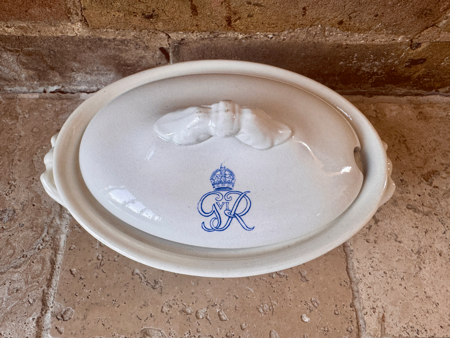 rare antique white ironstone ashworth bros serving tureen dish king george vi cypher monogram royal household memorabilia