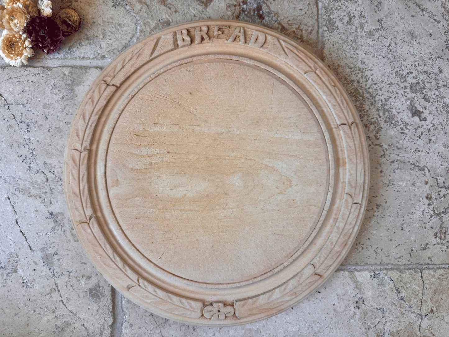 antique vintage carved wooden treen english bread board motto rosette