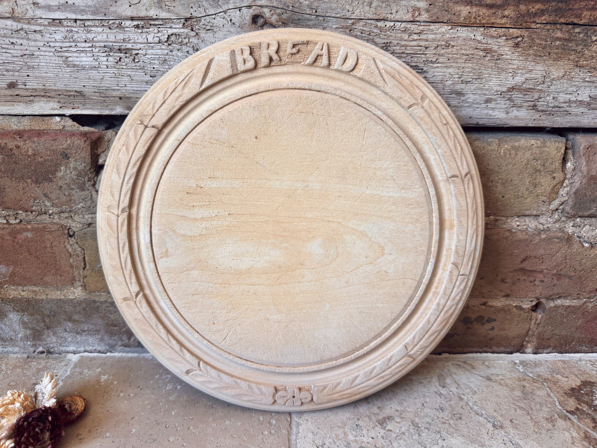 antique vintage carved wooden treen english bread board motto rosette