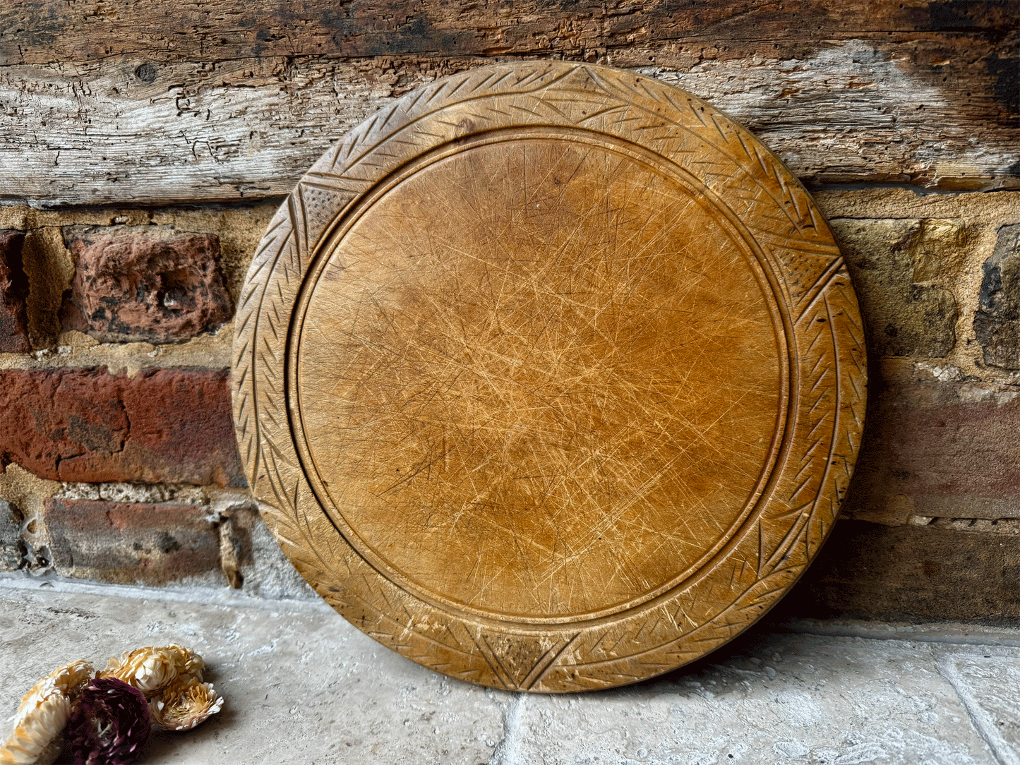 antique english chip carved wooden treen breadboard foliage