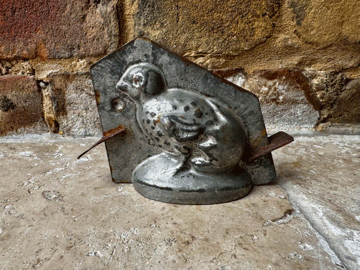 rare antique easter vintage chcolate mould baby chick hatching egg