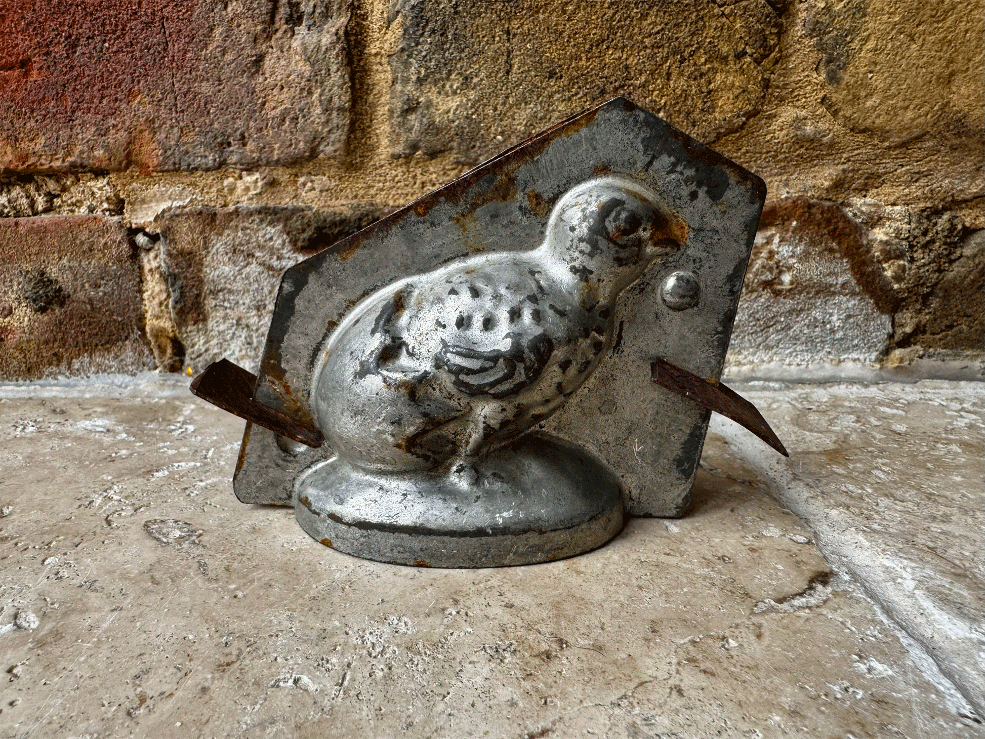 rare antique easter vintage chcolate mould baby chick hatching egg