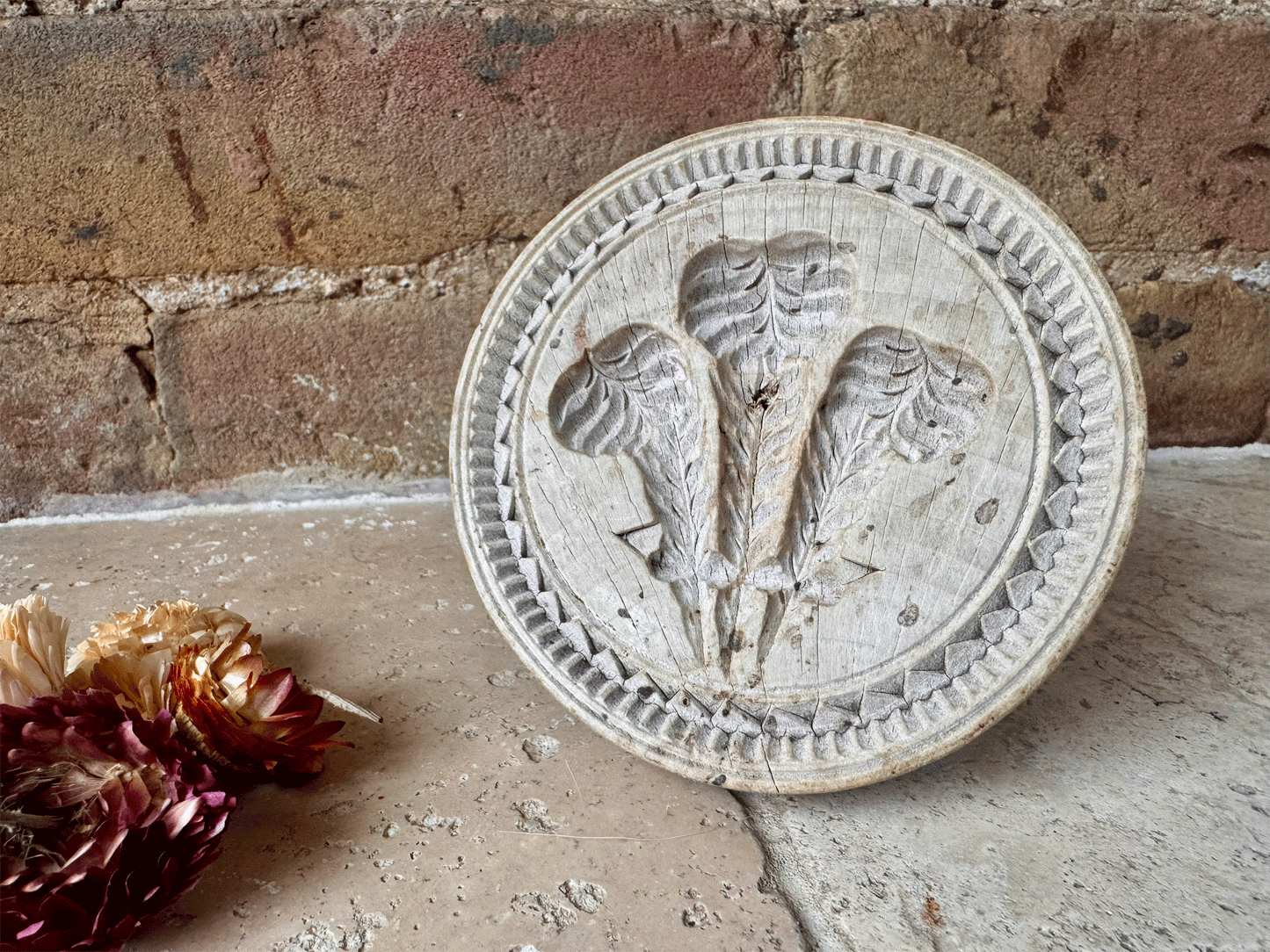 large antique victorian rare scarce carved treen wooden butter stamp fleur de lys prince wales feathers royal memorabilia