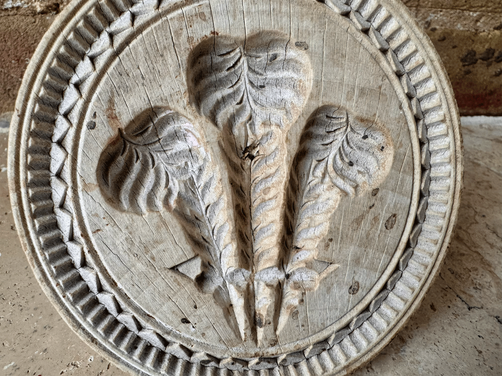 large antique victorian rare scarce carved treen wooden butter stamp fleur de lys prince wales feathers royal memorabilia