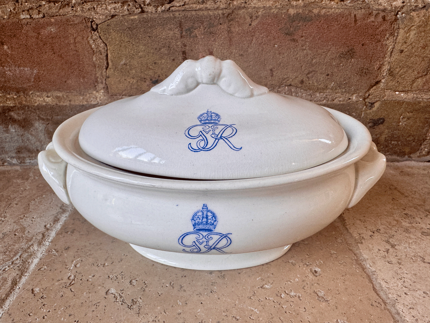 rare antique white ironstone ashworth bros serving tureen dish king george vi cypher monogram royal household memorabilia