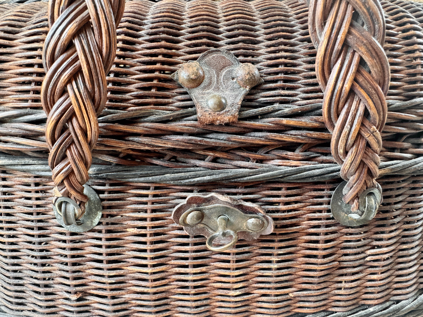 antique french extra large 19th century rustic fishing creel shopping bressan basket