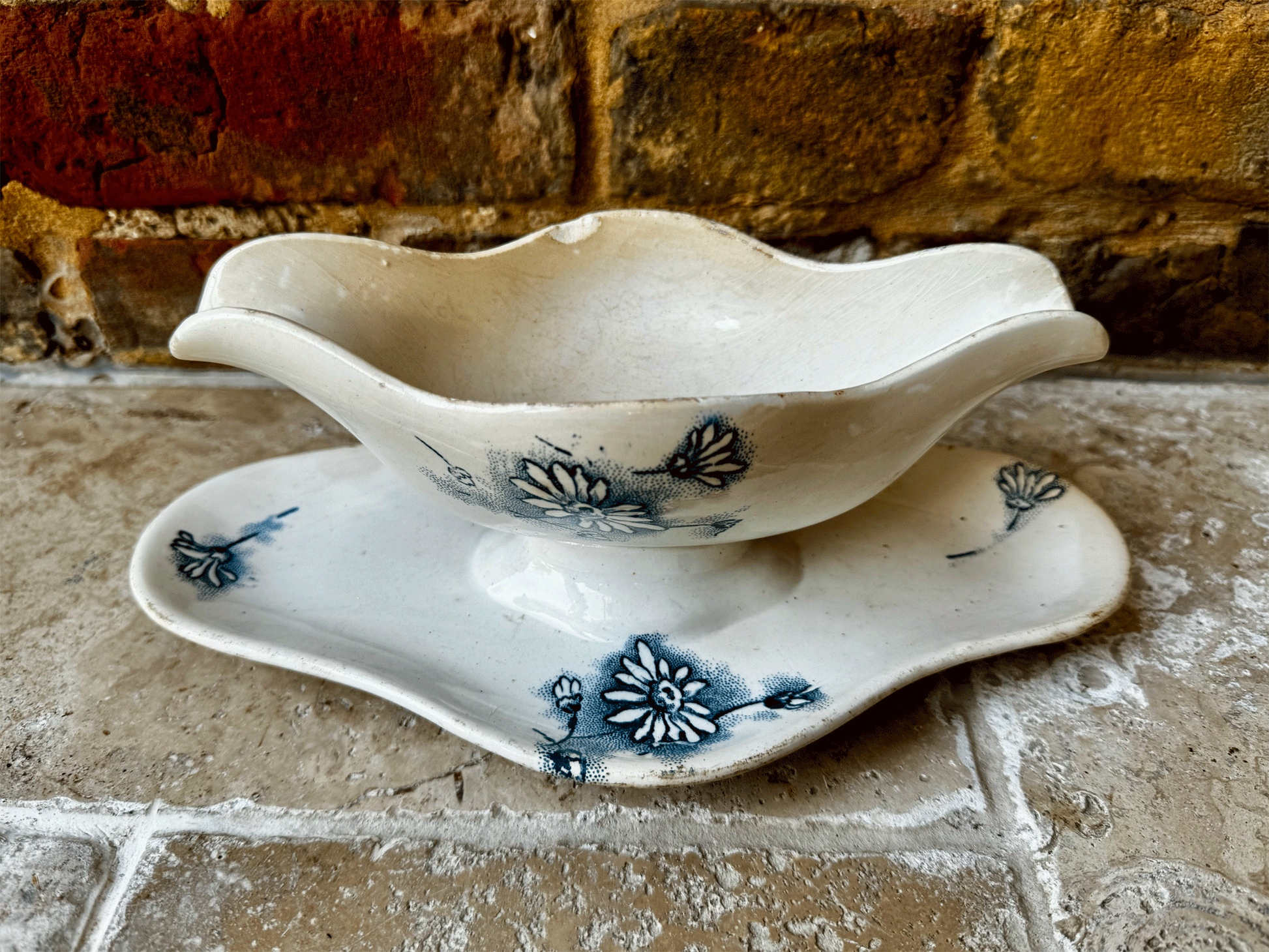 antique french givors france terre de fer marguerite sauce dish gravy boat ironstone