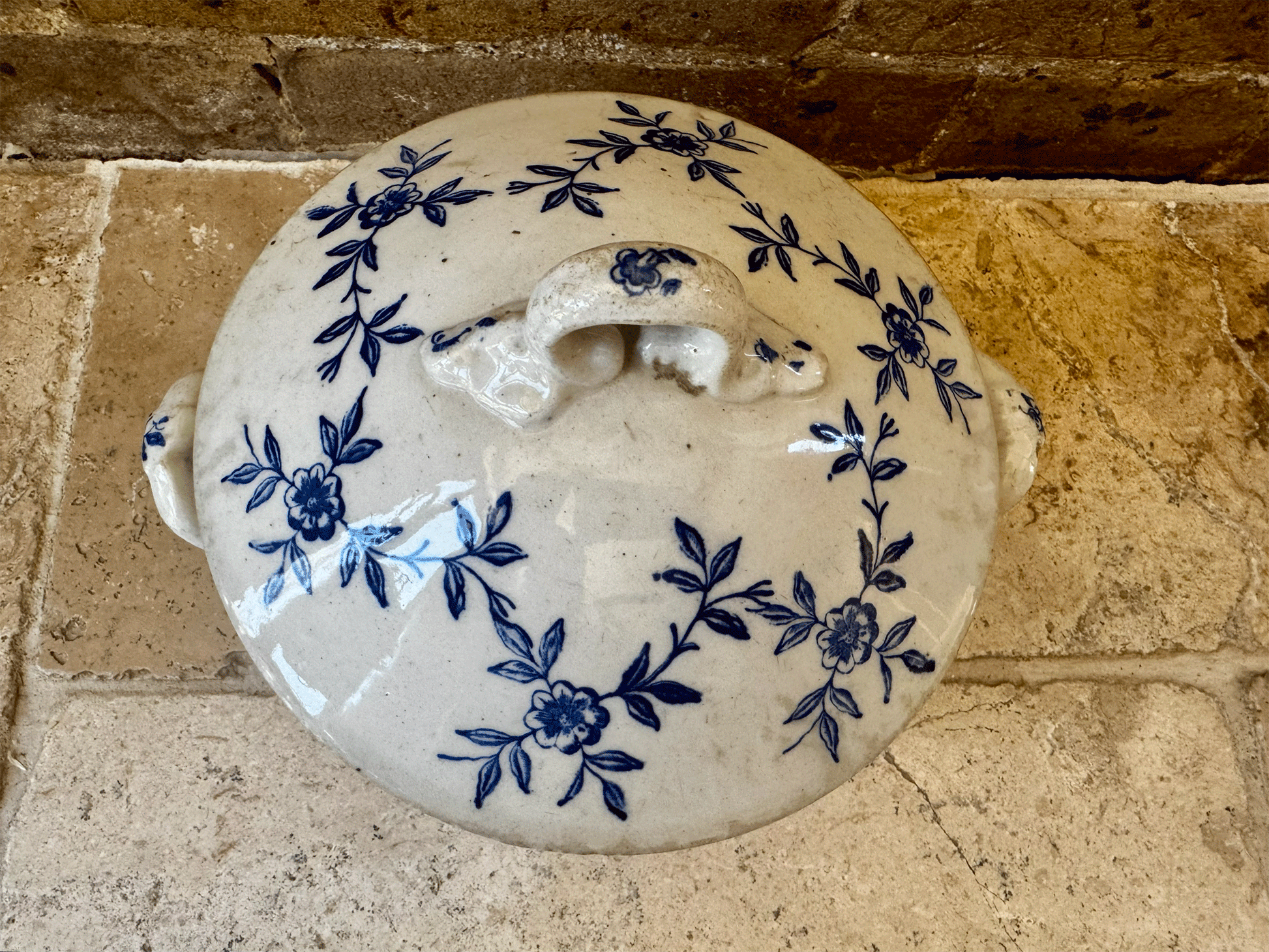 rare large lidded earthenware antique st uze tureen soupiere