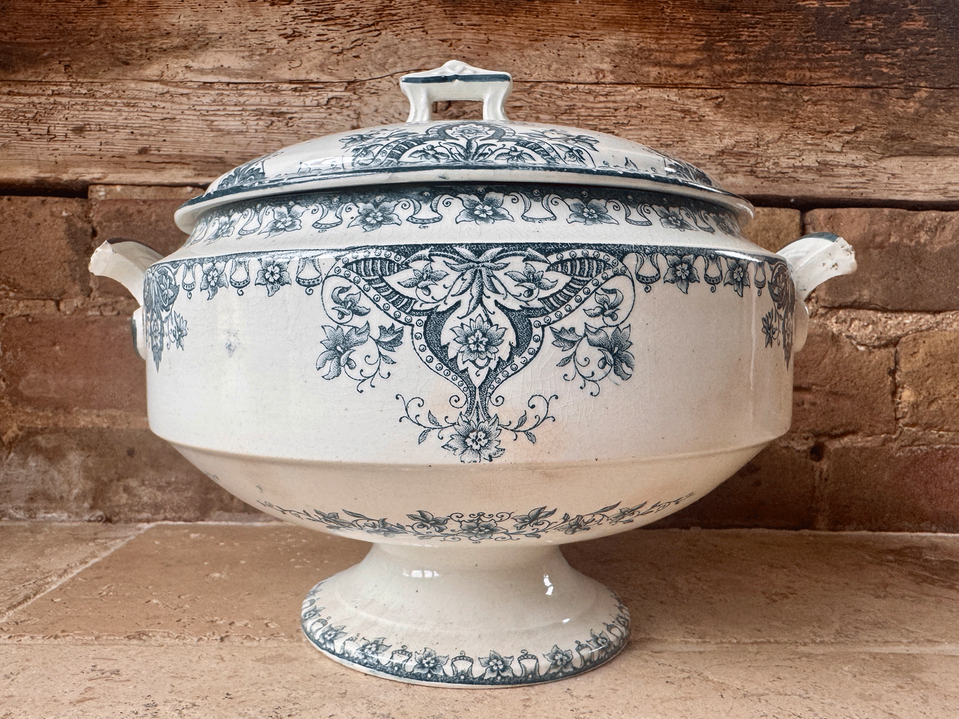 antiqe french large raised footed teal transferware terre de fer ironstone soupiere tureen buttery stained clairefnotaine lg medicis
