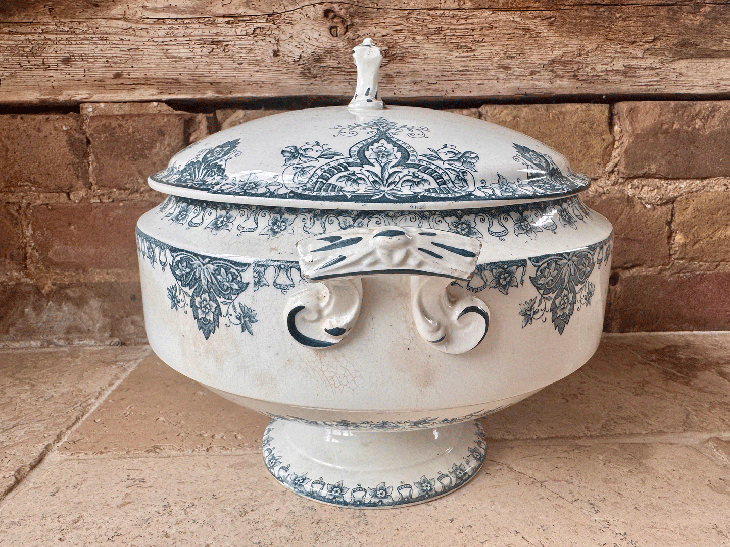 antiqe french large raised footed teal transferware terre de fer ironstone soupiere tureen buttery stained clairefnotaine lg medicis