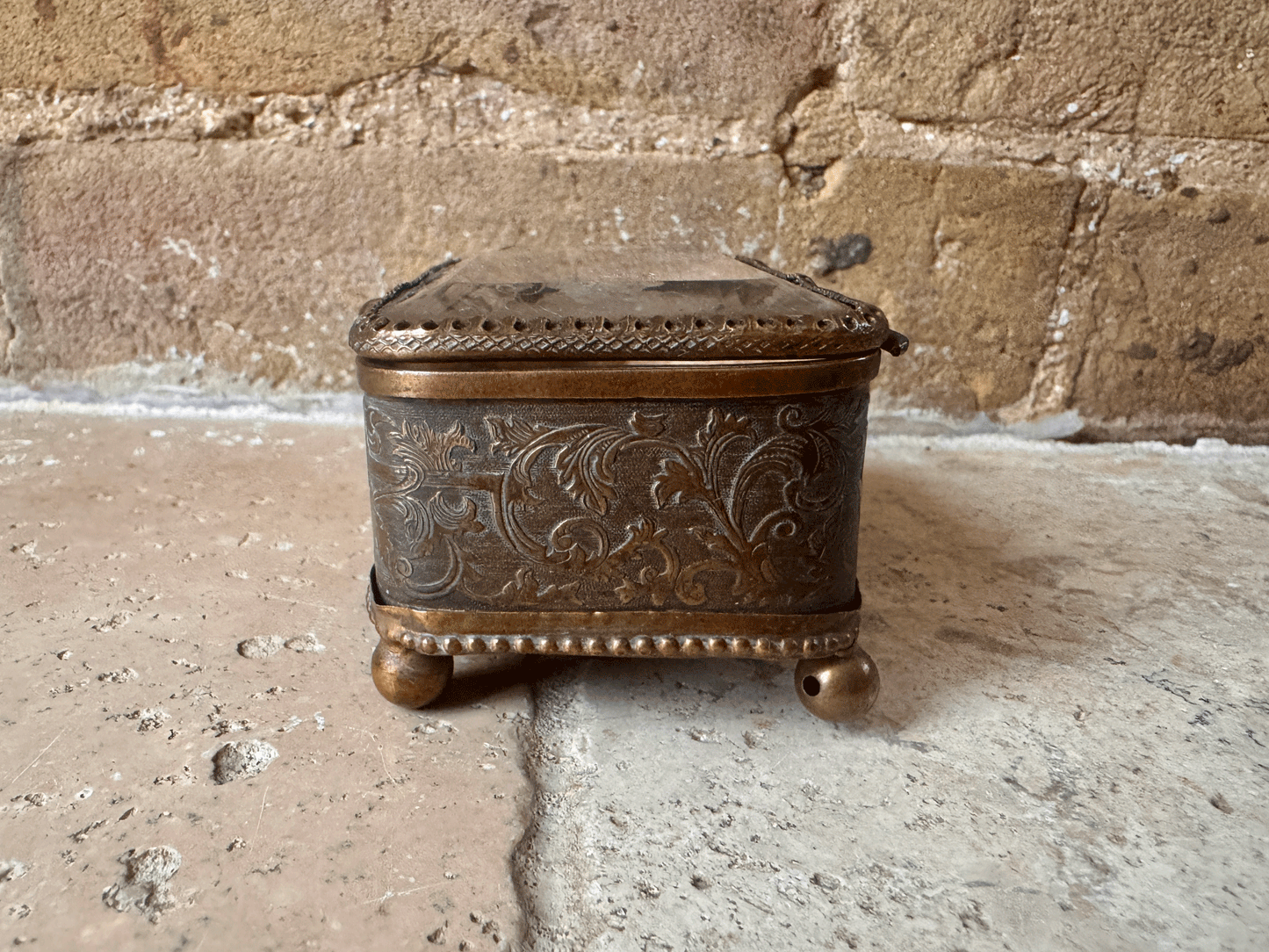 antique french ormolu jewel casket pink silk lining bevel edged glass etched grapevine