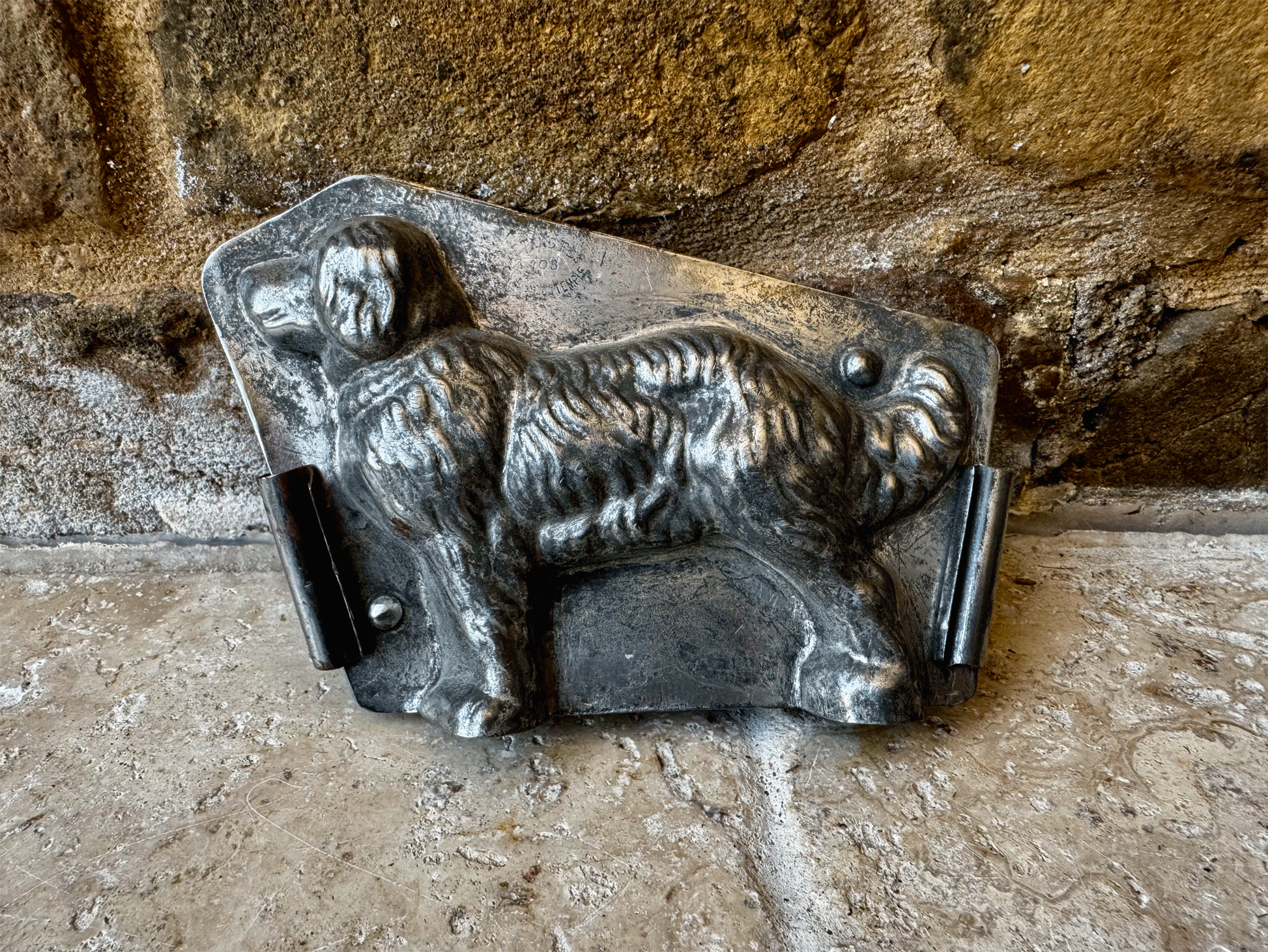 antique french rare golden retriever dog shaped two piece tin chocolate mould etang fils