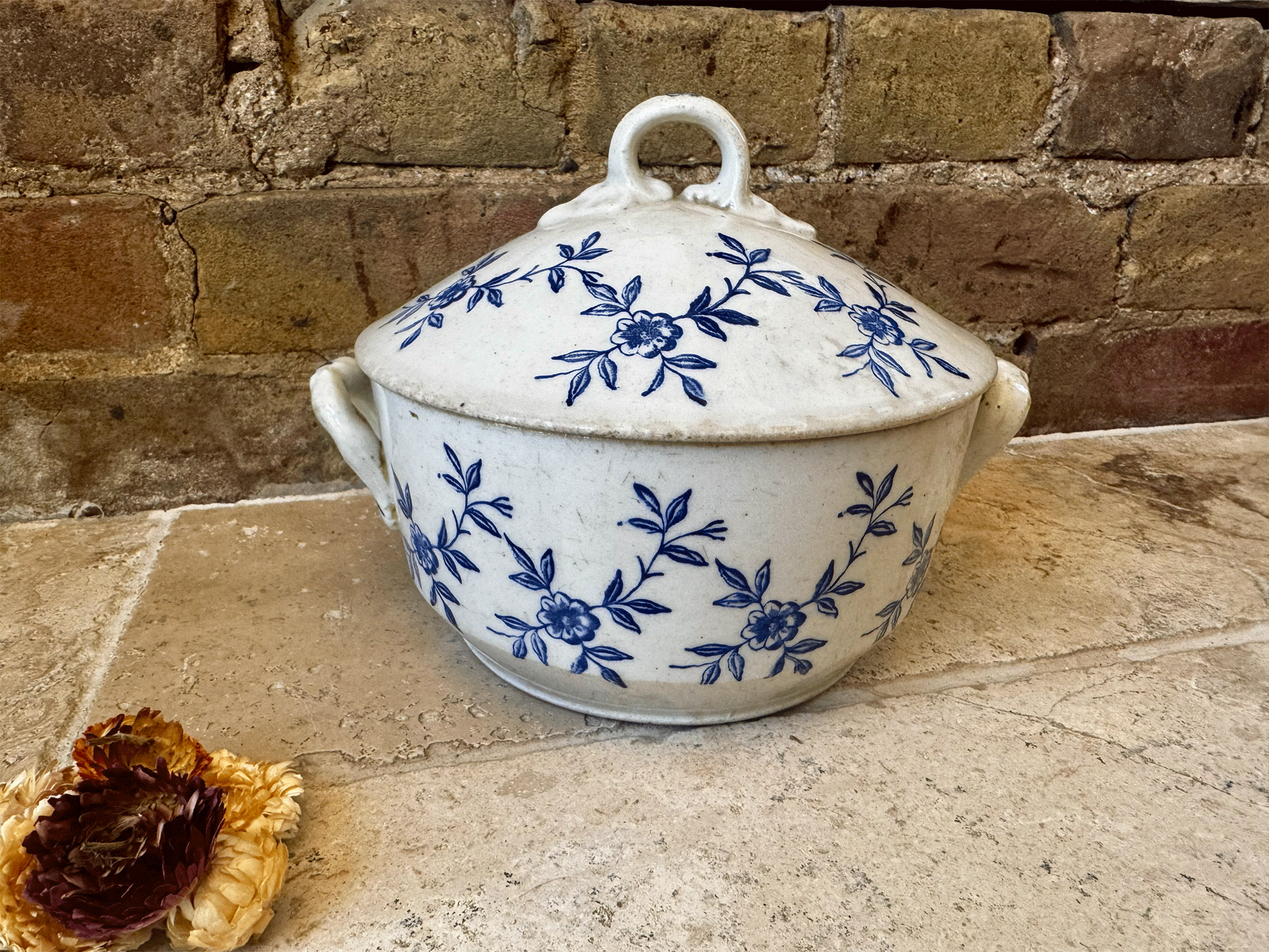 rare large lidded earthenware antique st uze tureen soupiere