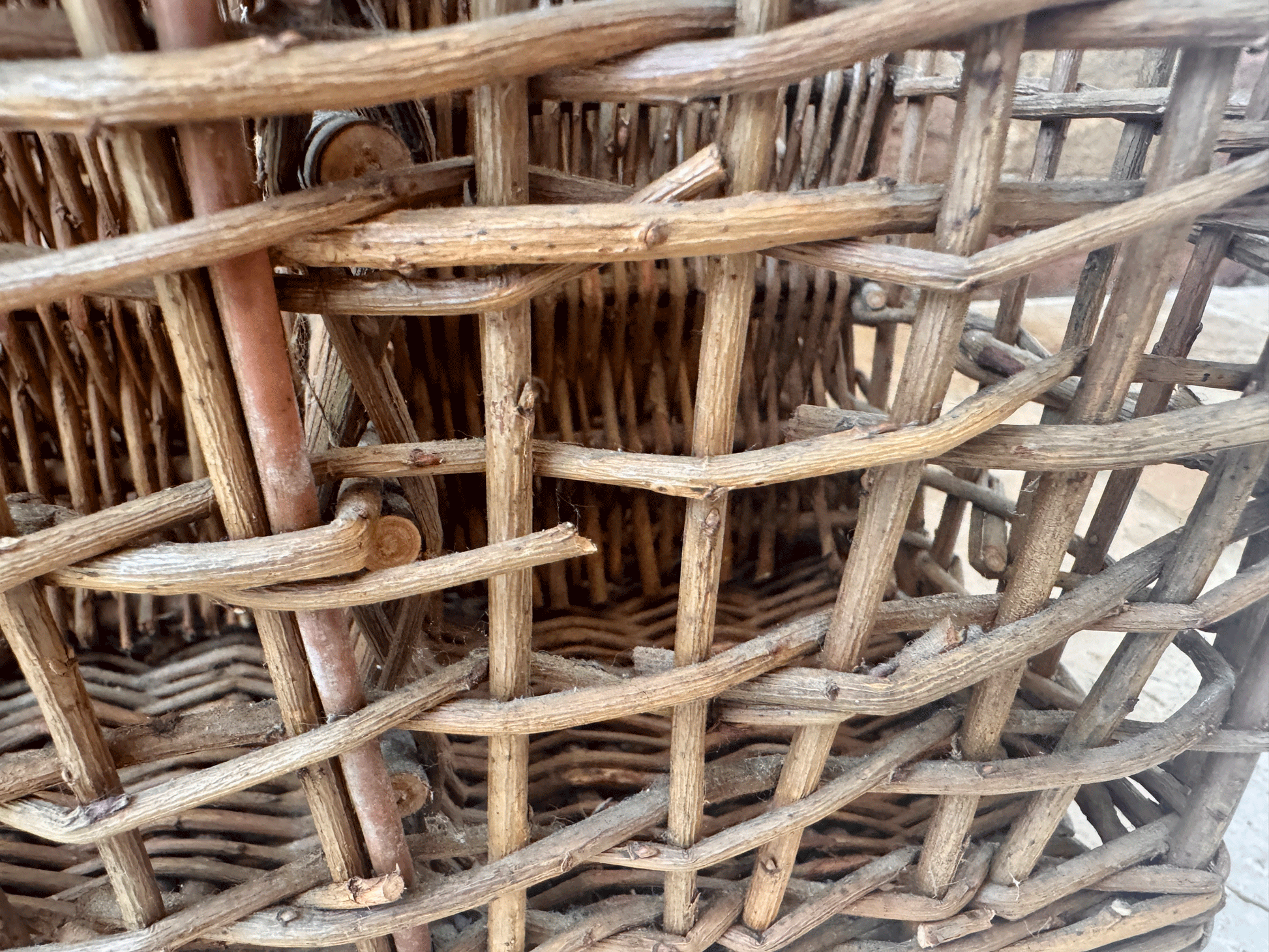 vintage french rustic country style wicker trug basket bottle holder carrier
