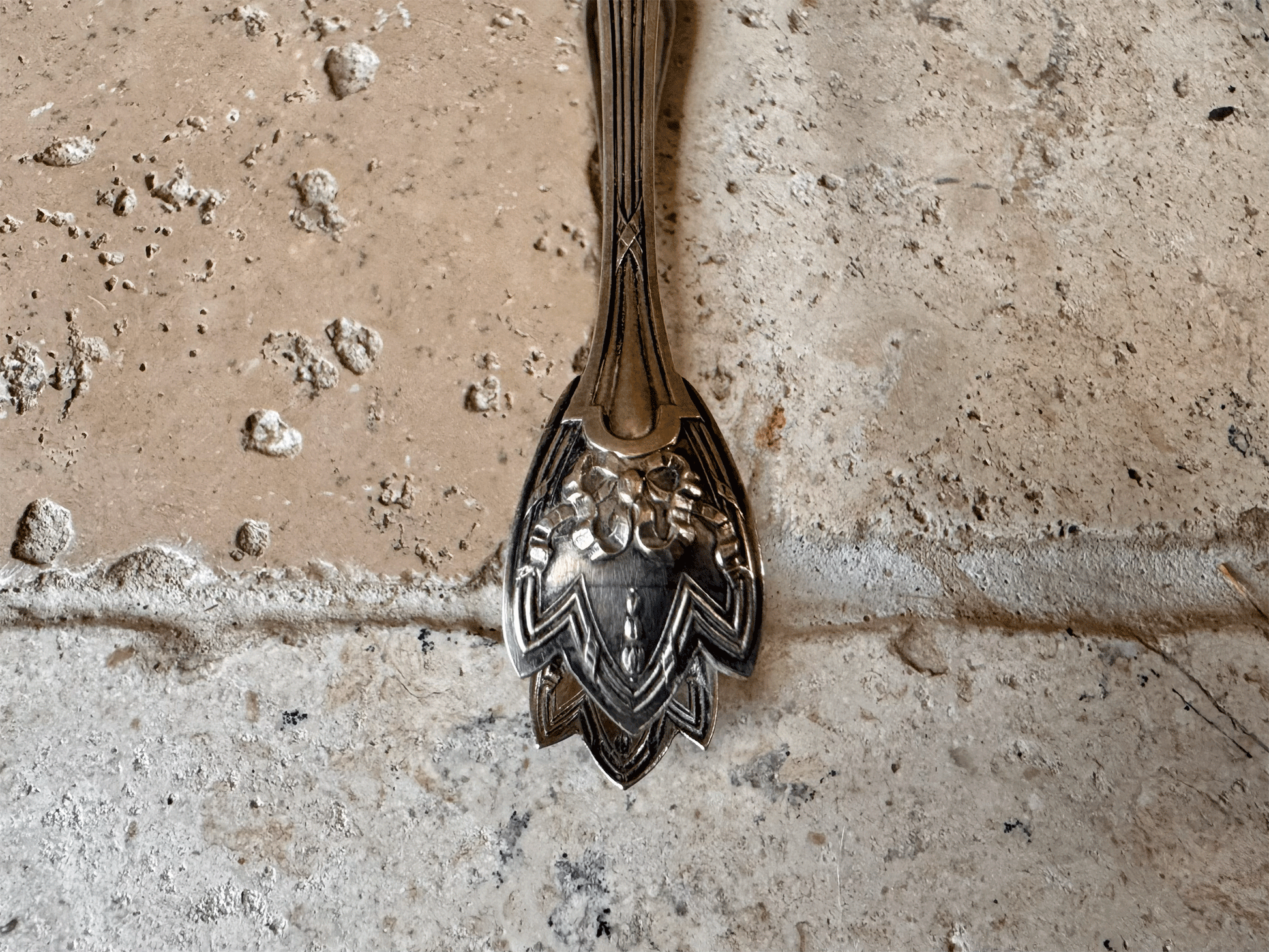 atique french silver plated sugar tong lion feet clasps bows ribbos christofle