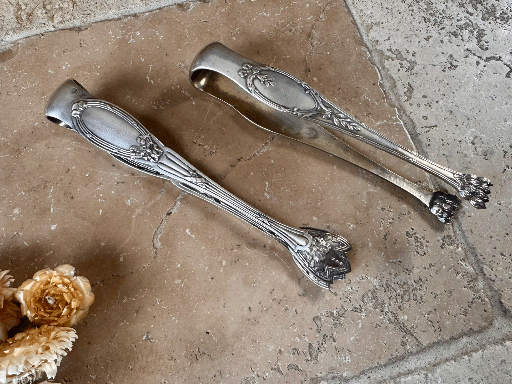 atique french silver plated sugar tong lion feet clasps bows ribbos christofle