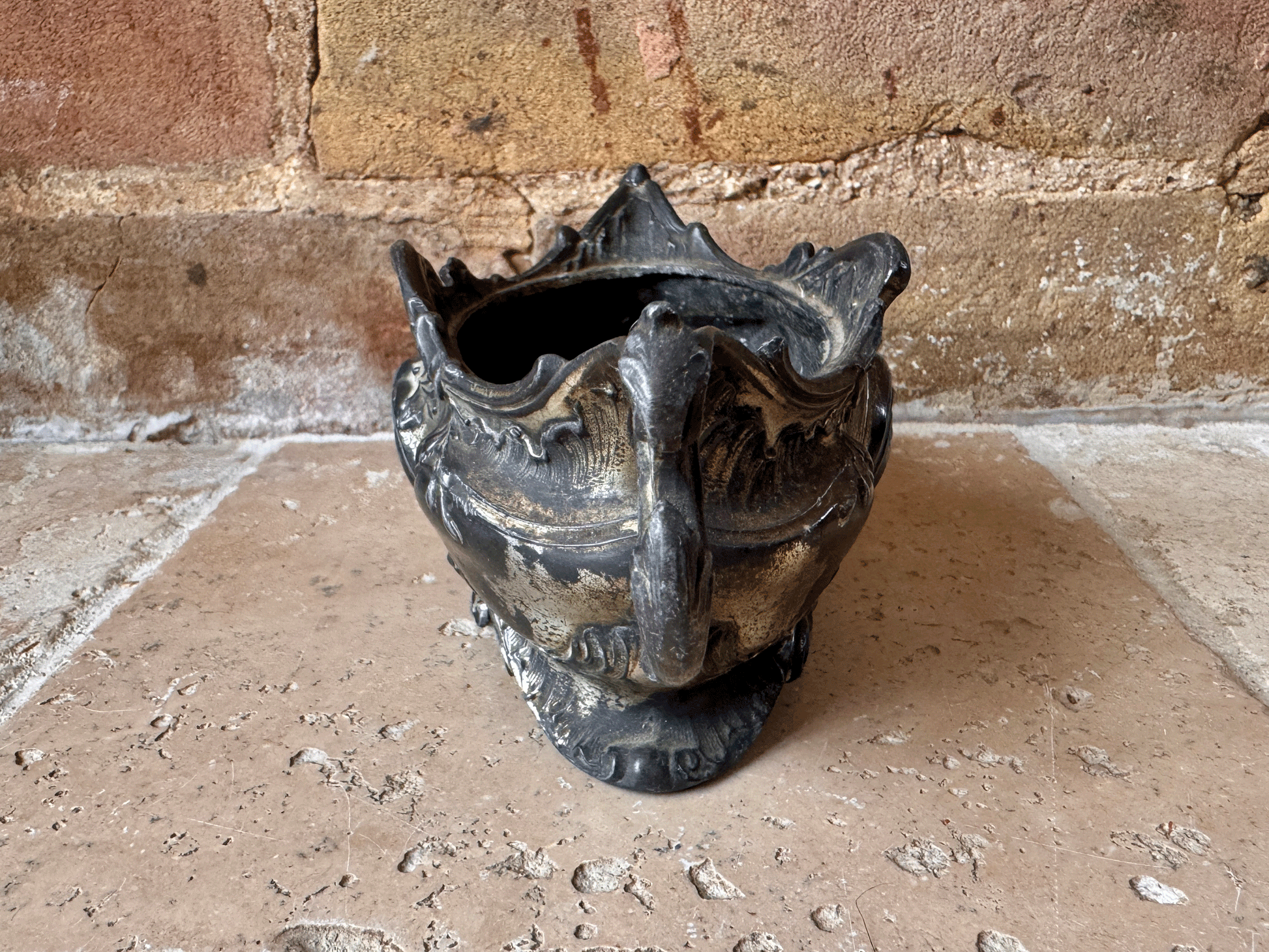 antique timeworn dark patina silver plated rare small jardiniere windowsill vase table centrepiece