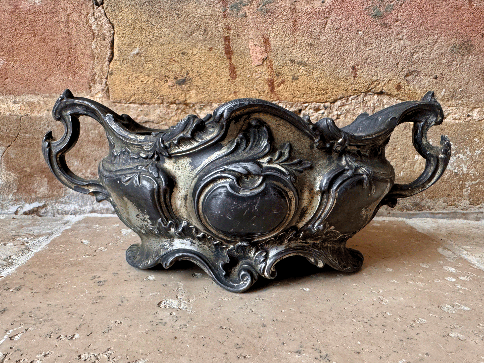 antique timeworn dark patina silver plated rare small jardiniere windowsill vase table centrepiece