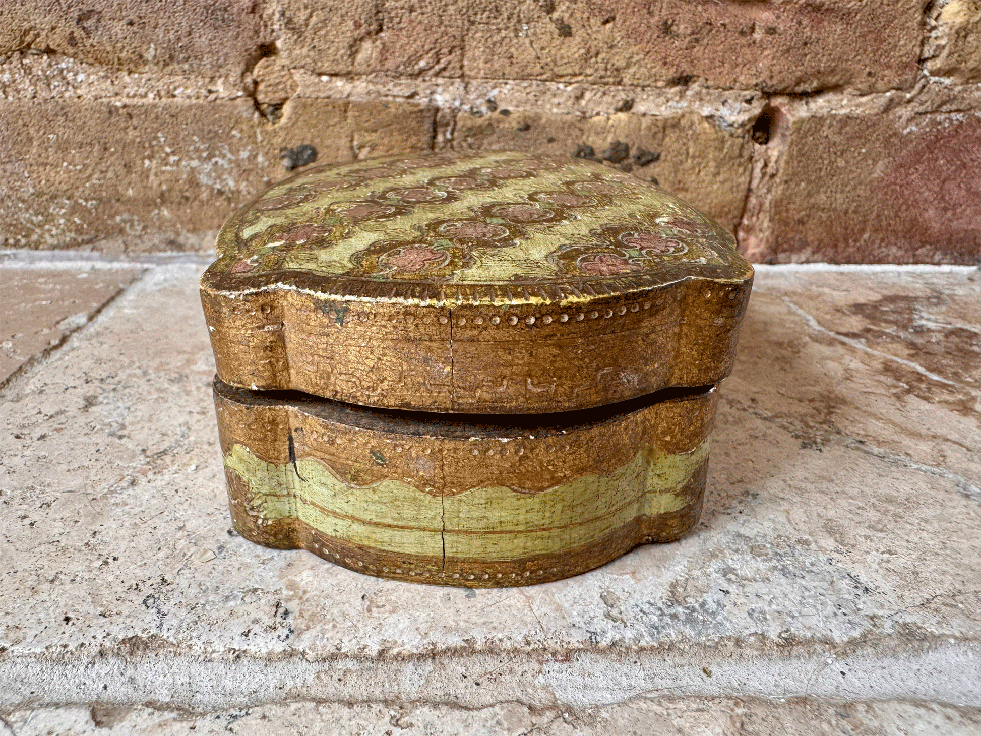 antique italian gilded florentine box jewellery trinkets green rose pink
