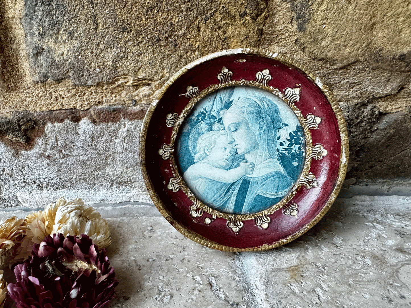 antique florentine italian madonna child christian relgious vintage pcture red gold frame