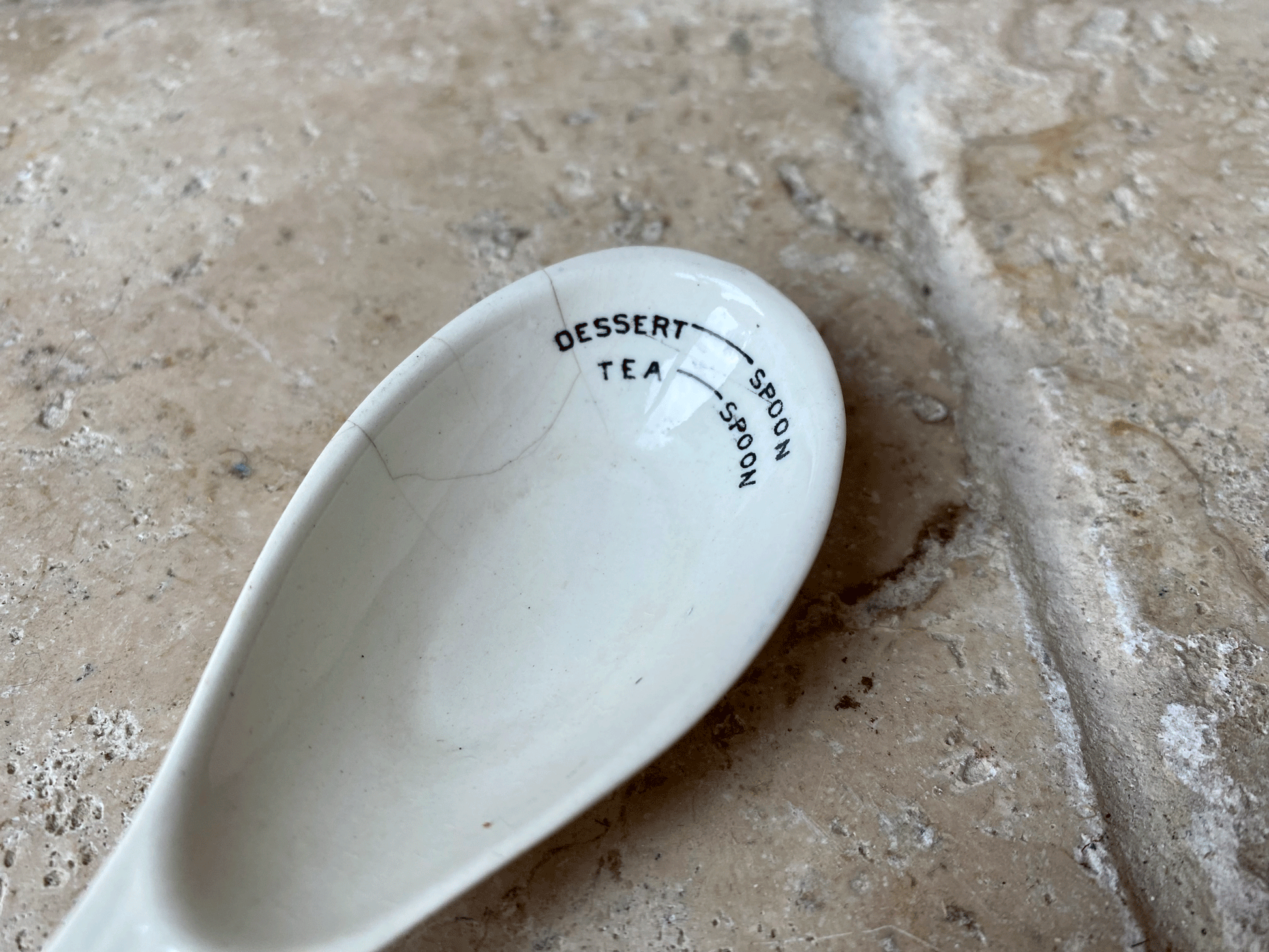 rare antique edwardian white ironstone medicing measuring spoon advertising cod liver oil cream r thomson chemist elgin