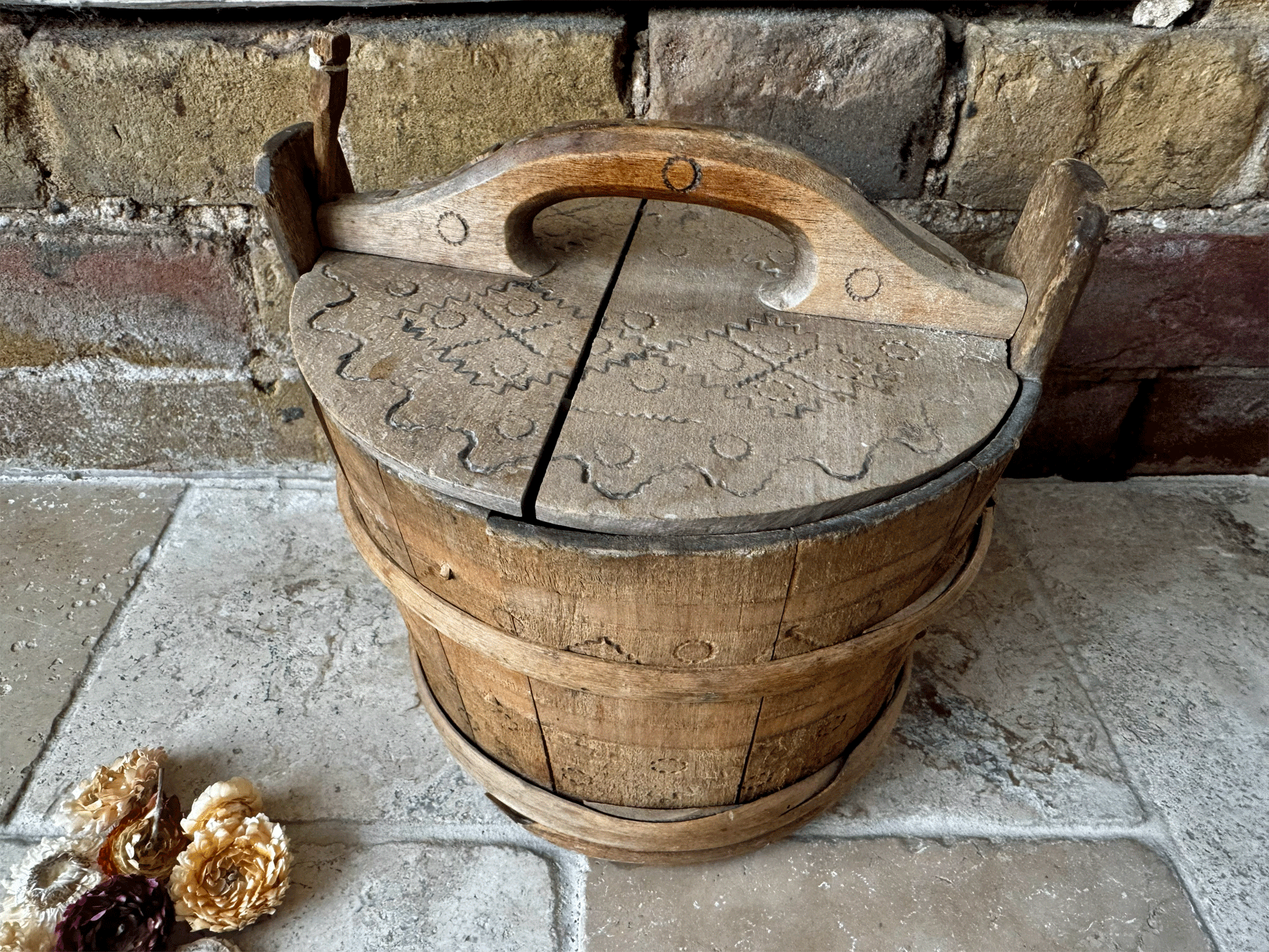 rare antique 19th century swedish folk art treen wooden carved butter box tub geometric design
