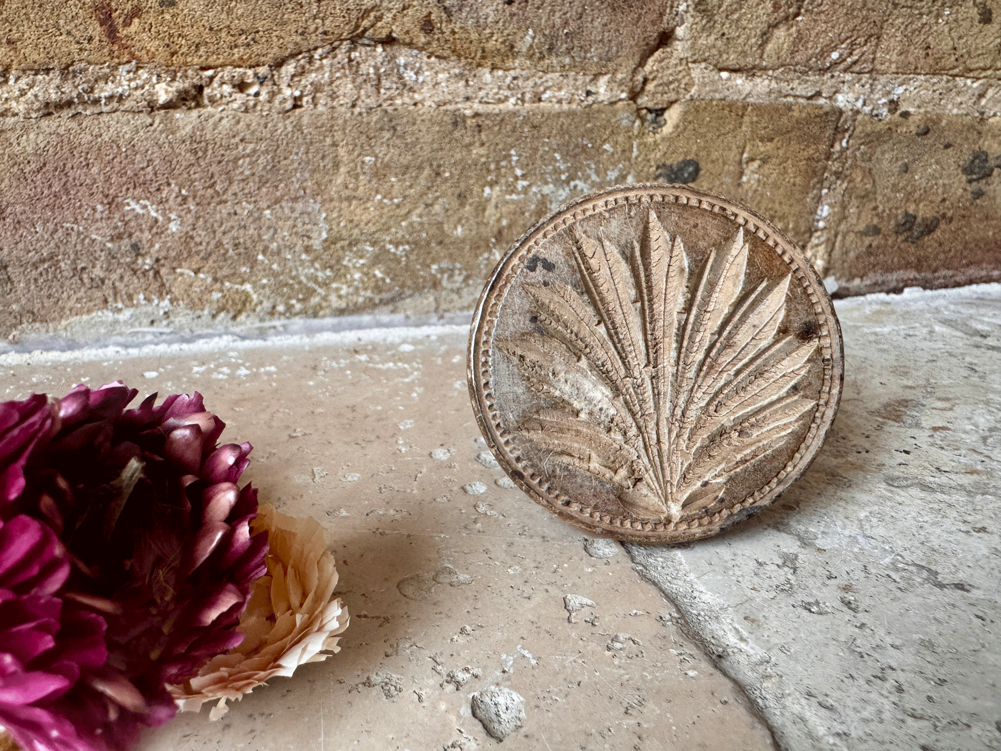 small antique victorian carved treen wooden english butter stamp floral leaf fern foliage botanical design