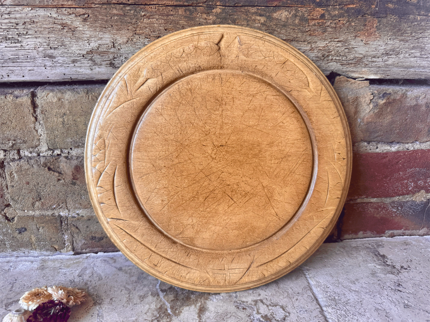 antique victorian rustic timeworn carved english treen wooden breadboard st george cross