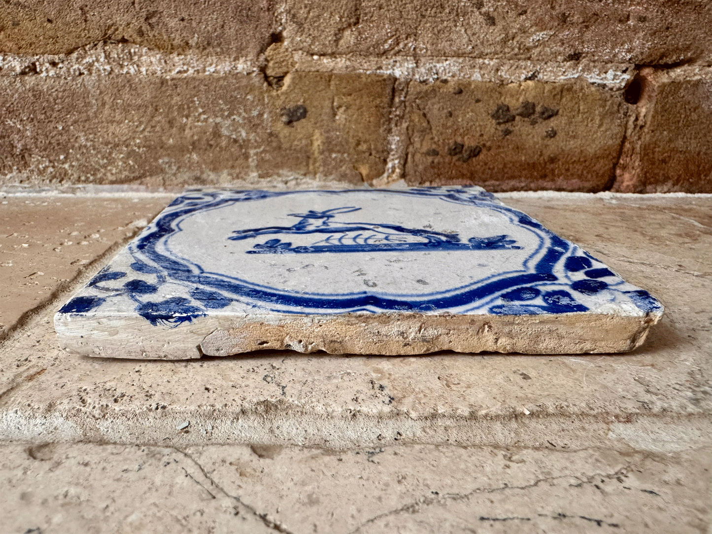 antique dutchrare 17th century 1600s delft blue white tile animal leaping roe deer