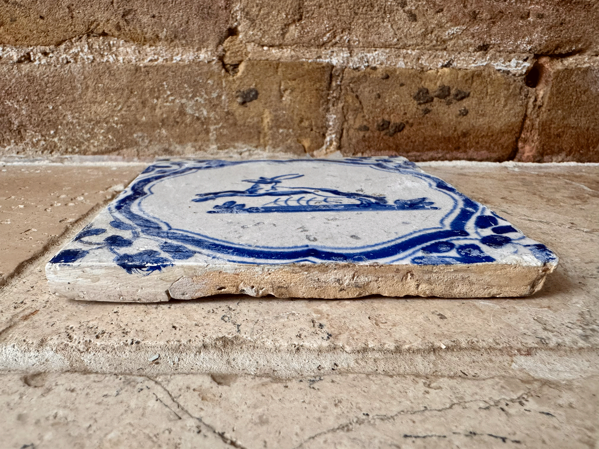 antique dutchrare 17th century 1600s delft blue white tile animal leaping roe deer