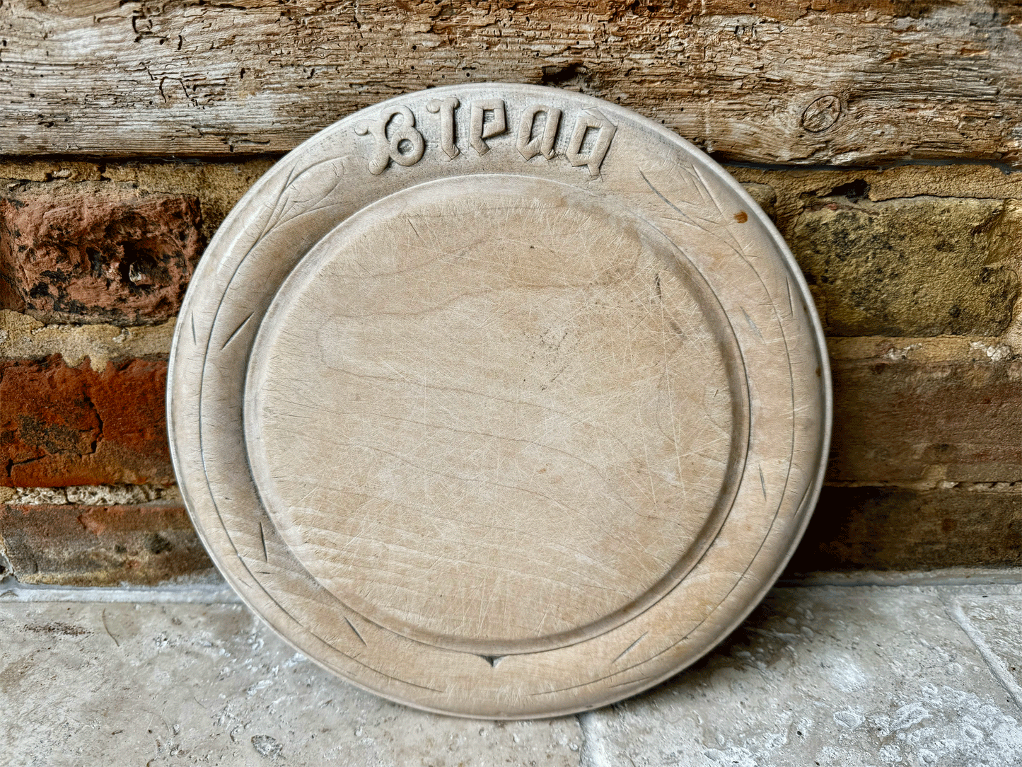 atique english early 20th century carved wooden treen breadboard bramhall