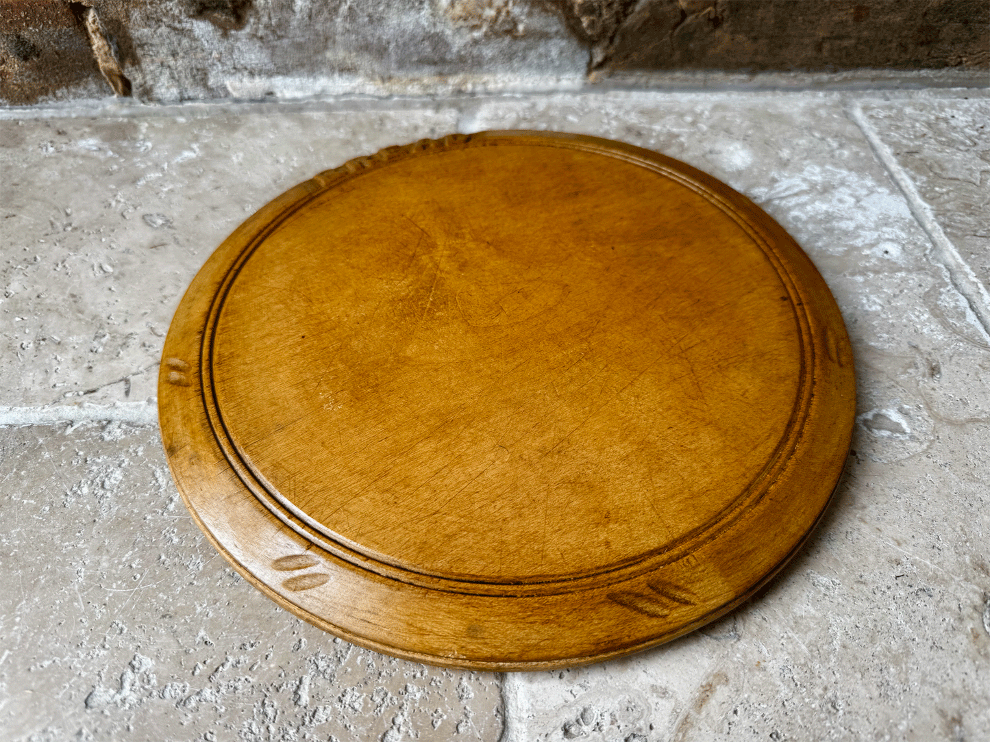 antique vintage english wooden treen carved breadboard read motto