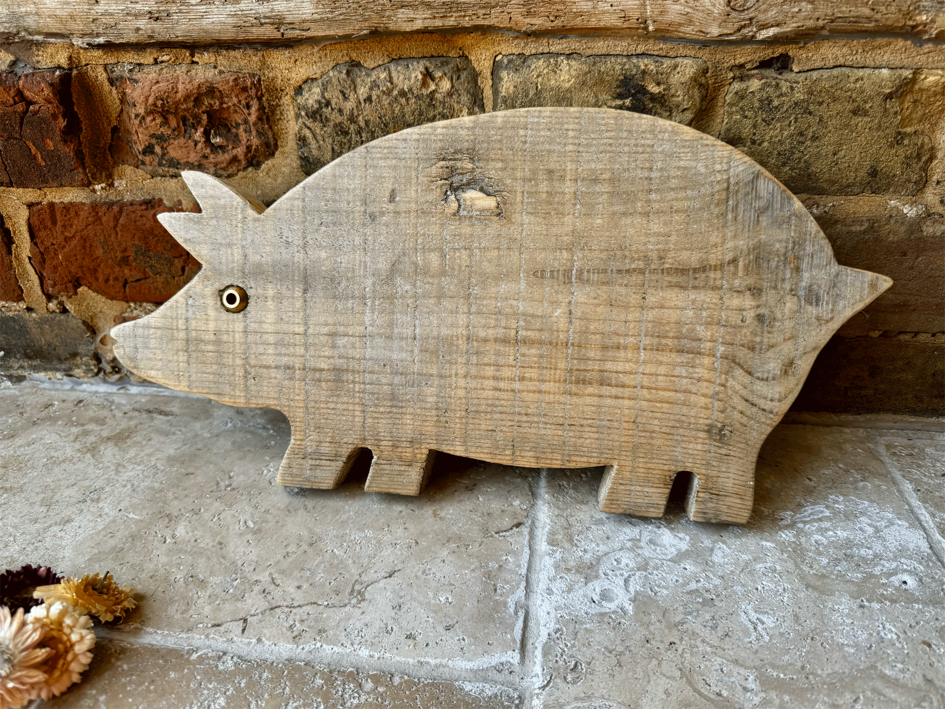 antique vintage pig shaped figural cutting chopping bread board
