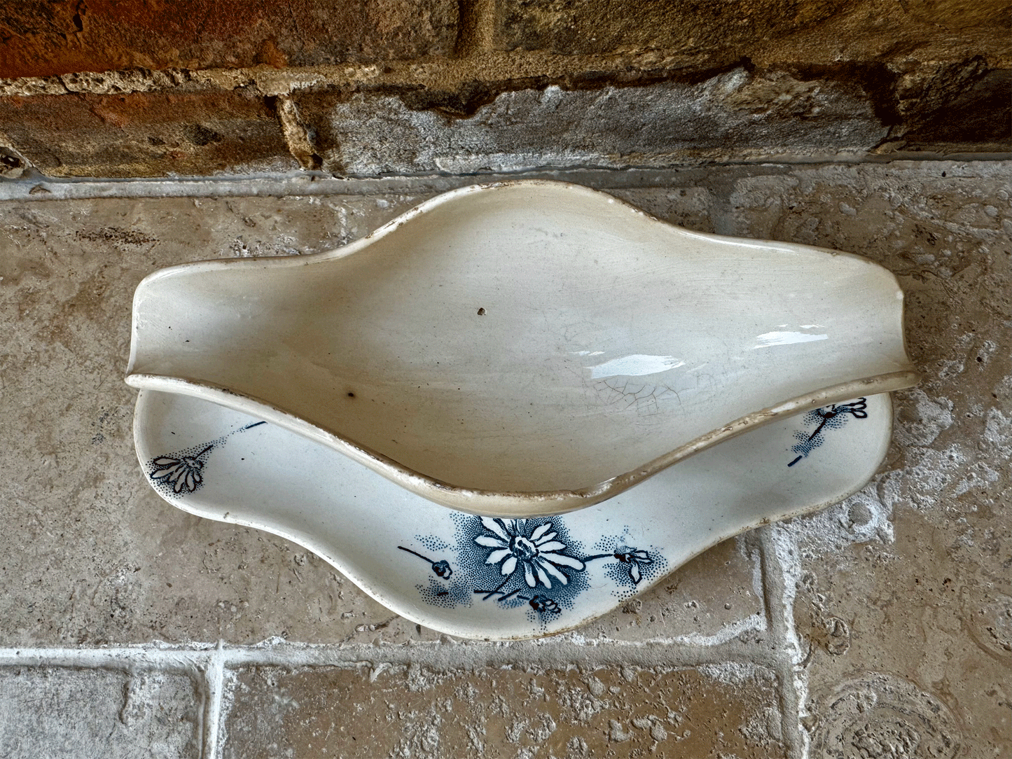 antique french givors france terre de fer marguerite sauce dish gravy boat ironstone