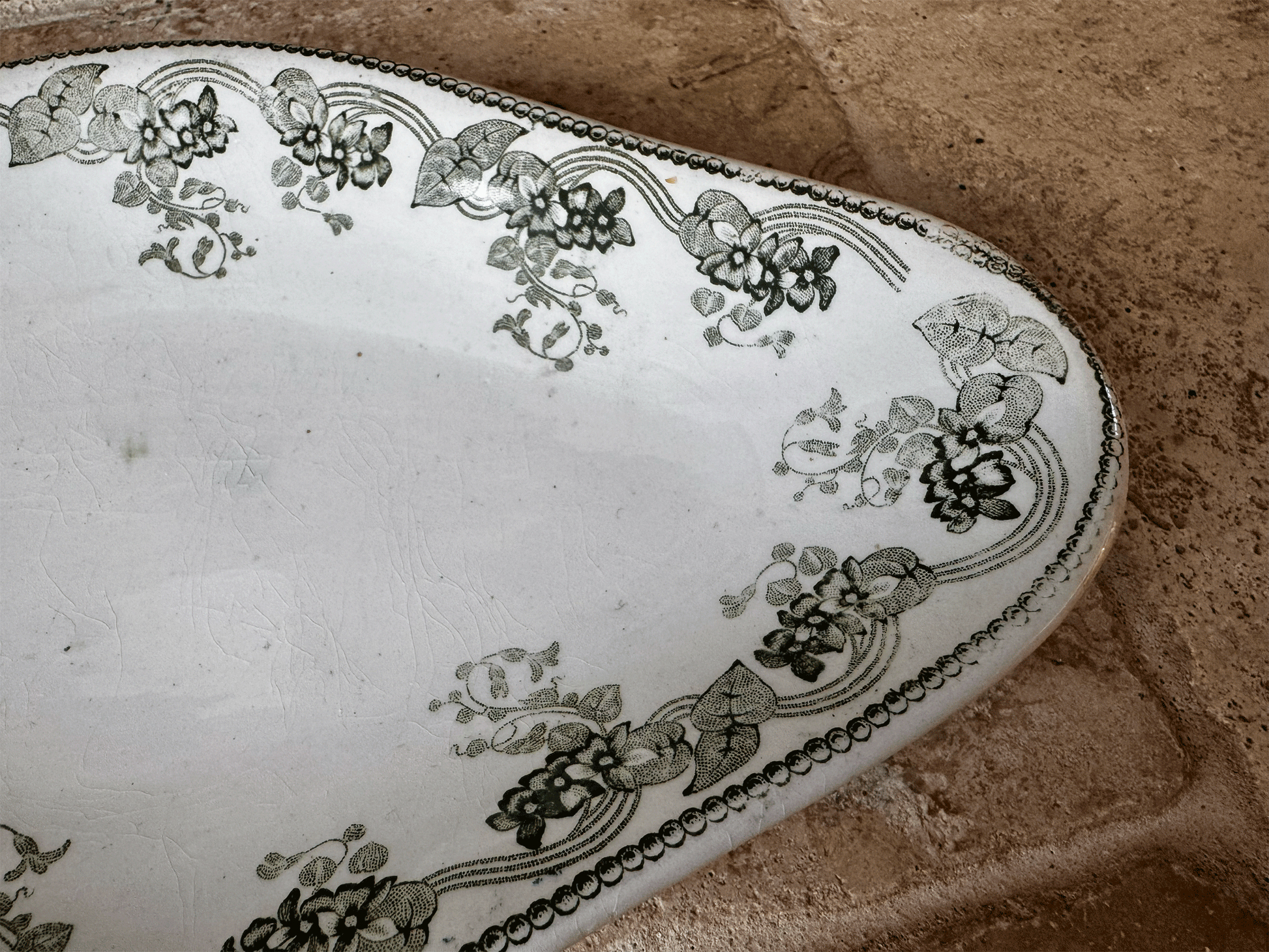 antique french green transferware ironstone terre de fer ravier plate hammage loups moulins 