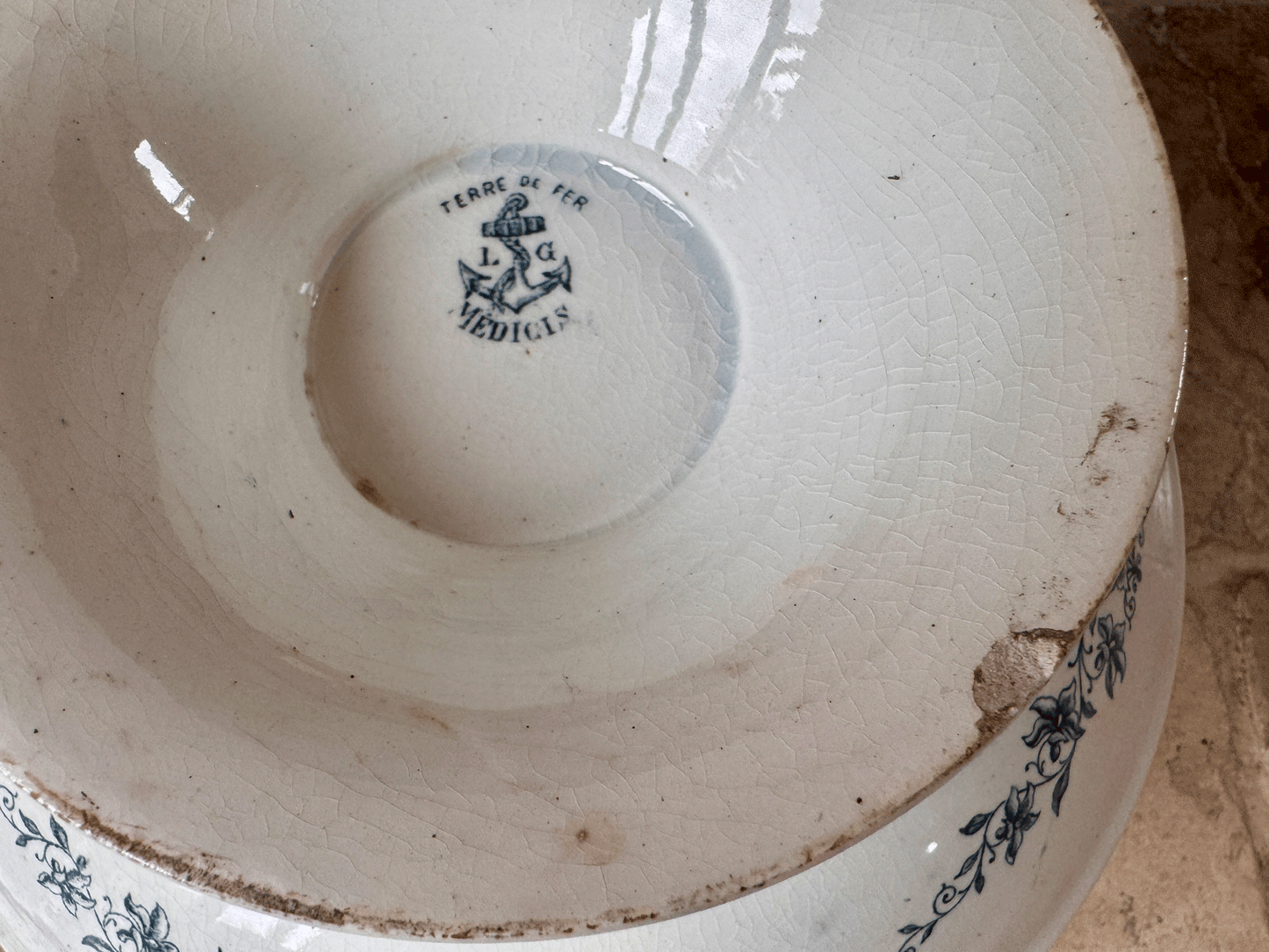 antiqe french large raised footed teal transferware terre de fer ironstone soupiere tureen buttery stained clairefnotaine lg medicis