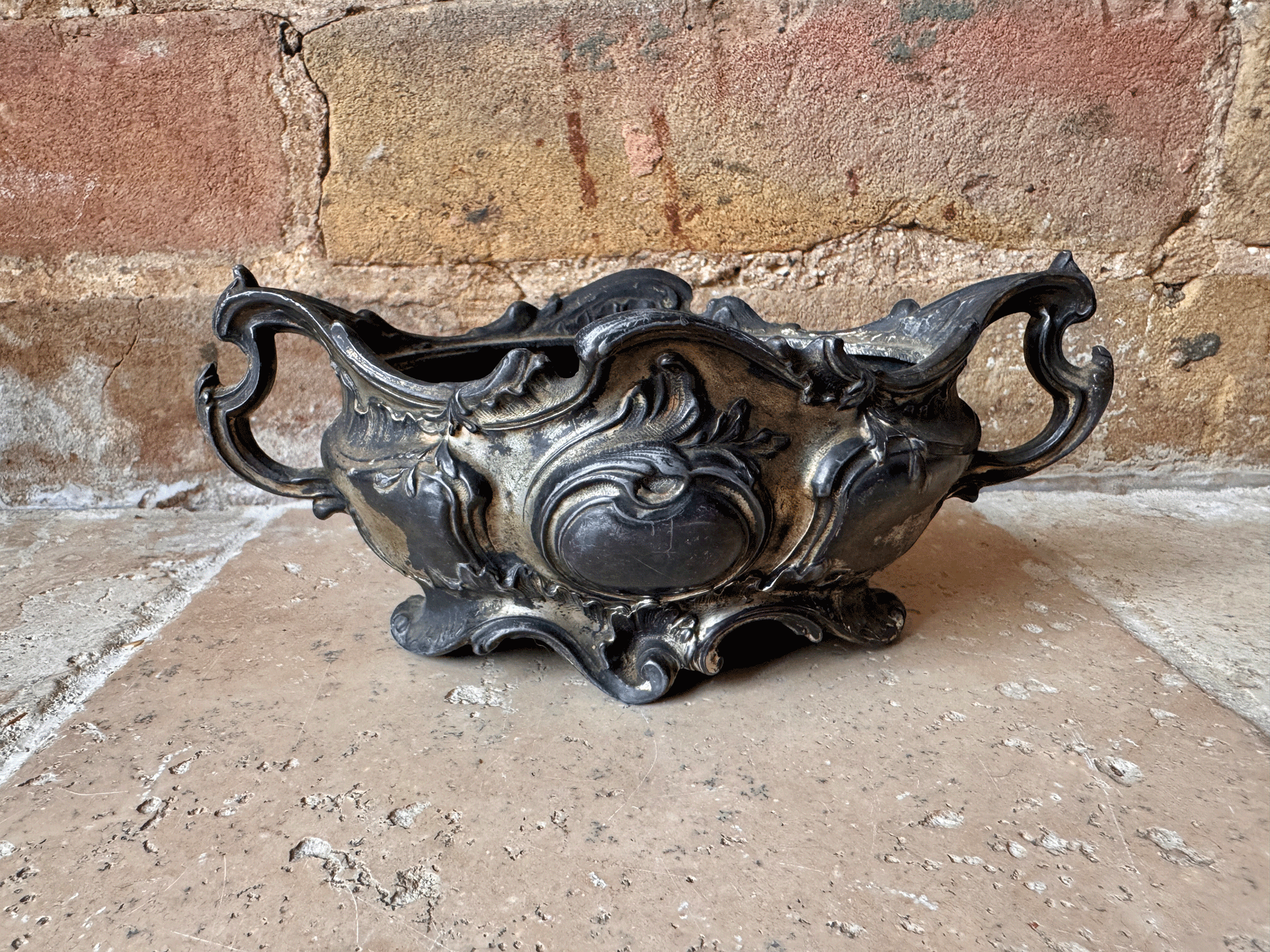 antique timeworn dark patina silver plated rare small jardiniere windowsill vase table centrepiece