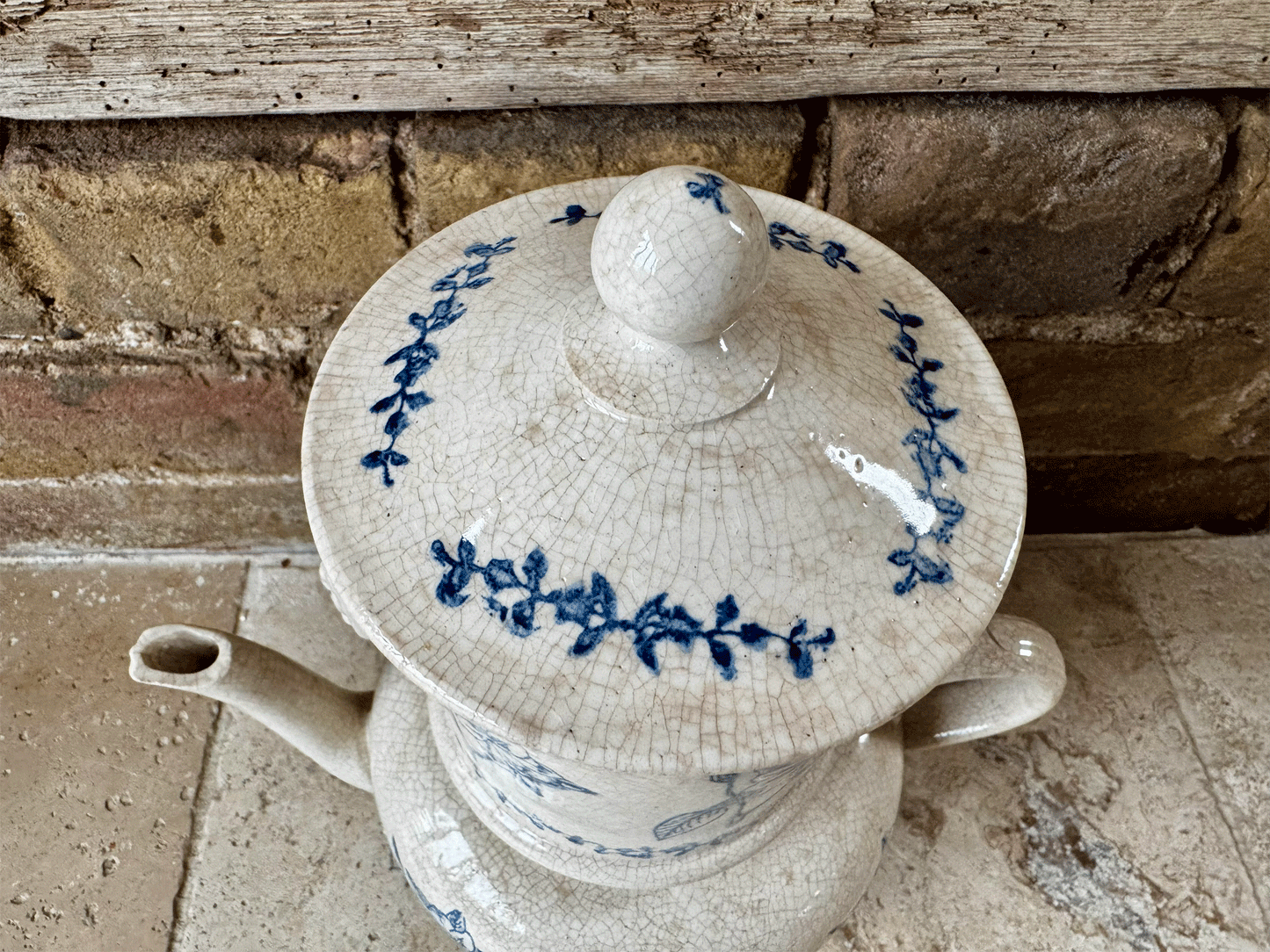 antique timeworn aged buttery crazing so ouze coffee pot teapot