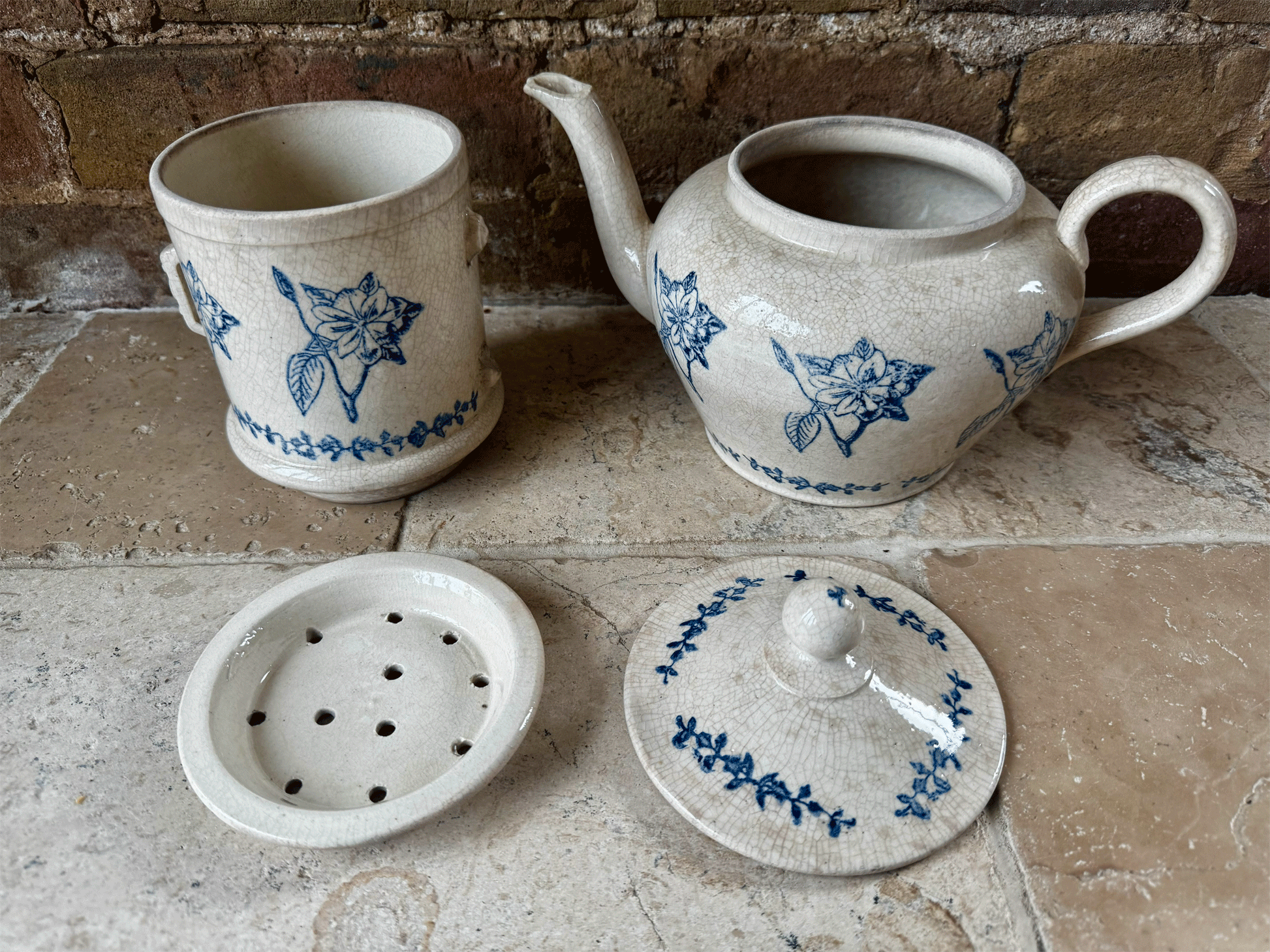 antique timeworn aged buttery crazing so ouze coffee pot teapot