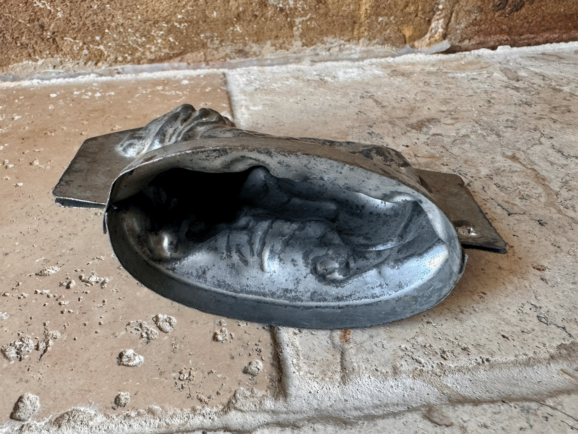 antique french rare lion shaped figural tin steel chocolate mould