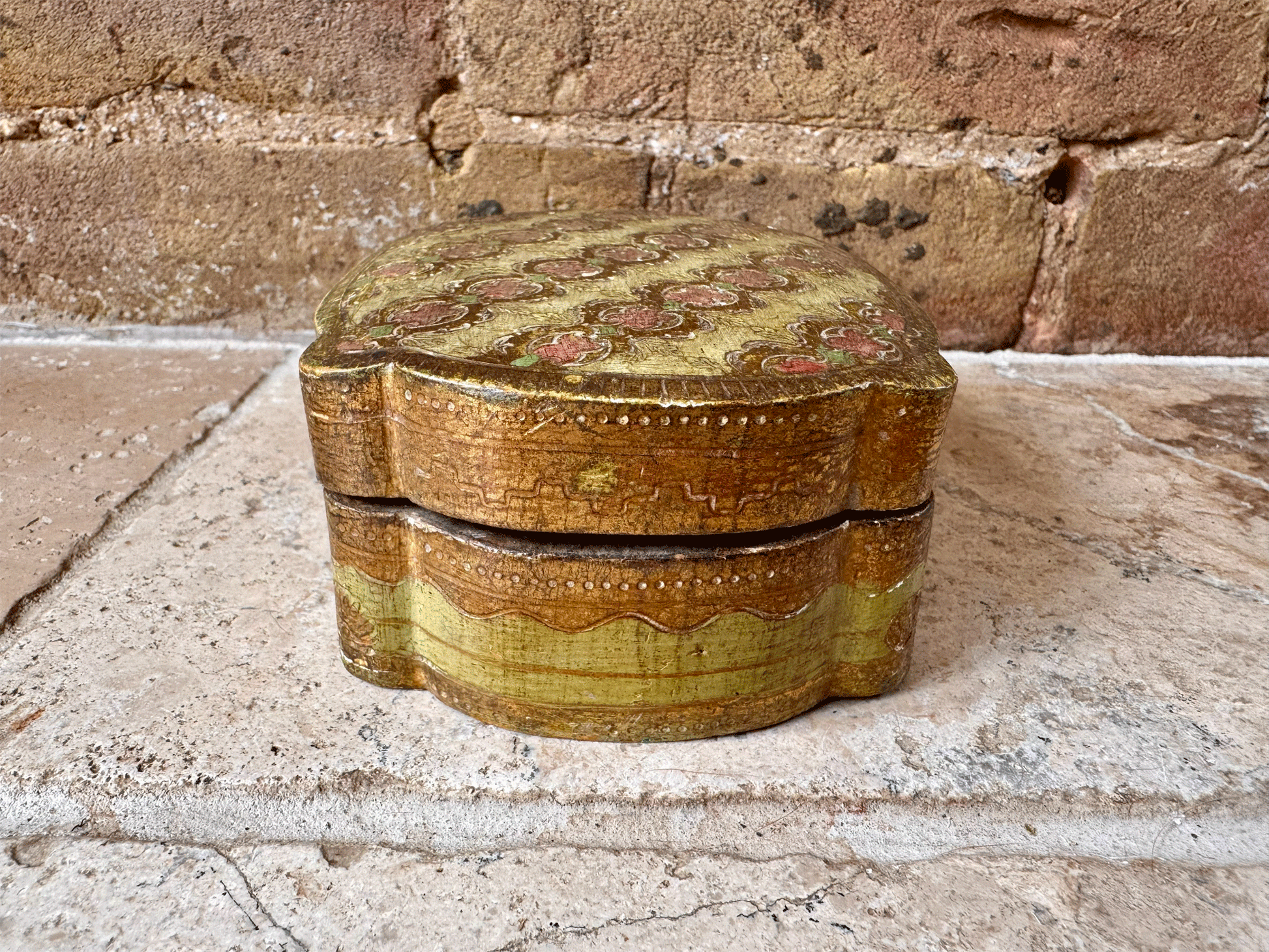 antique italian gilded florentine box jewellery trinkets green rose pink