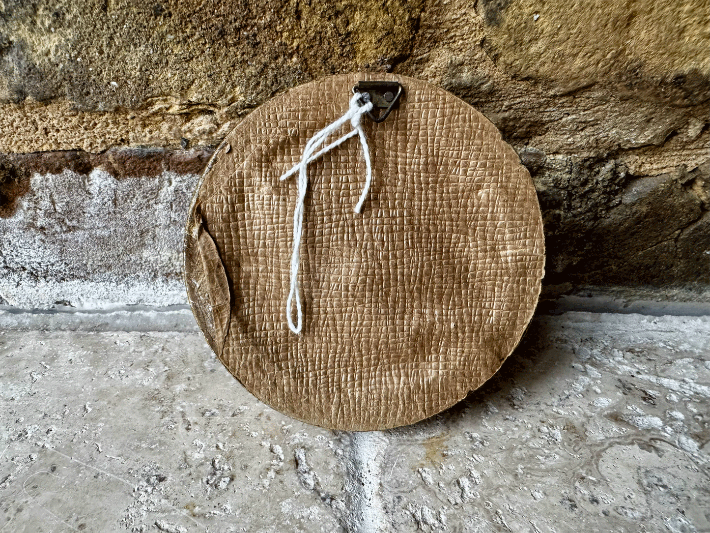 antique florentine italian madonna child christian relgious vintage pcture red gold frame