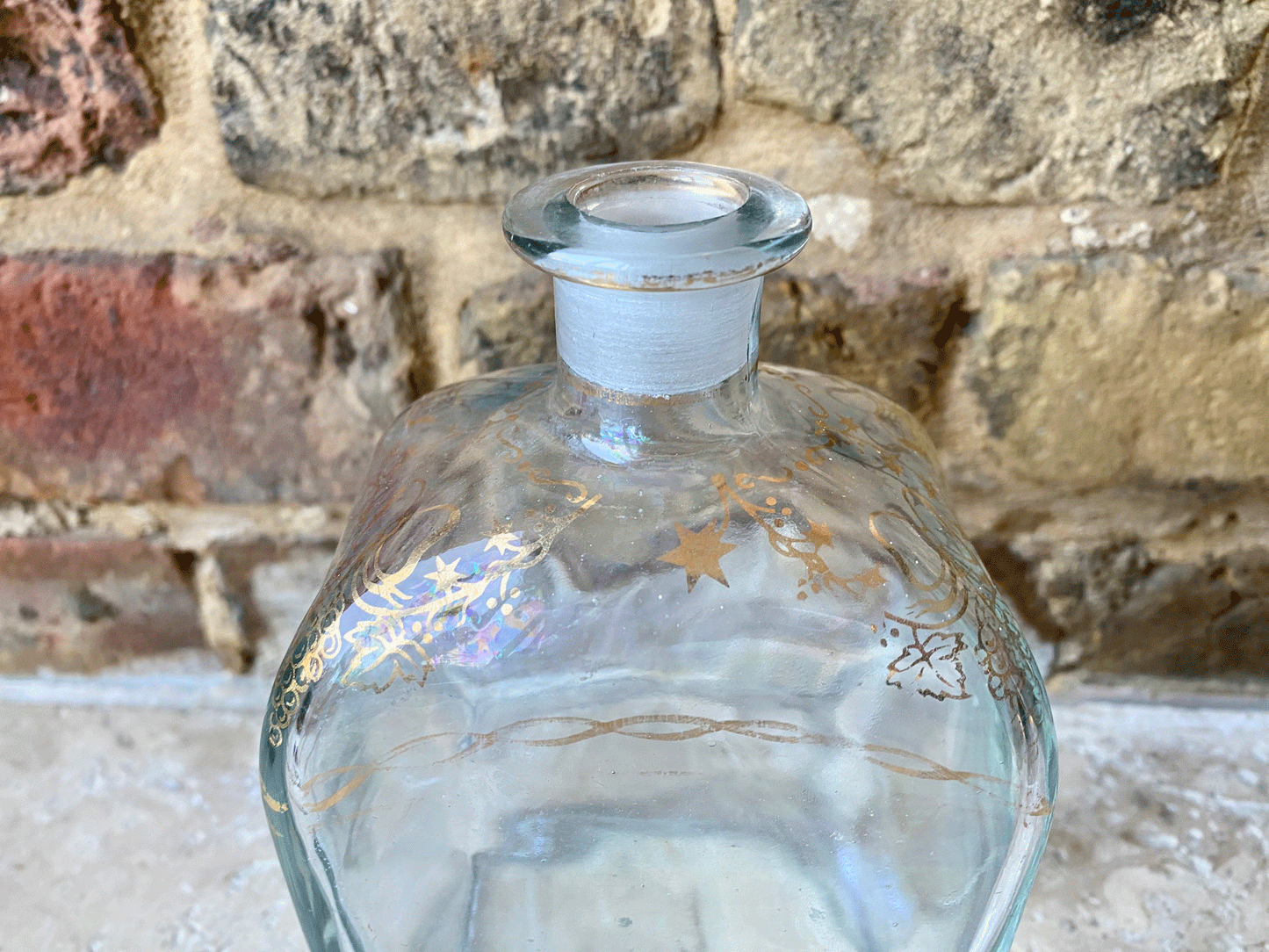 vintage spanish decorative gold etched glass bottle jerez spain sherry liqeur