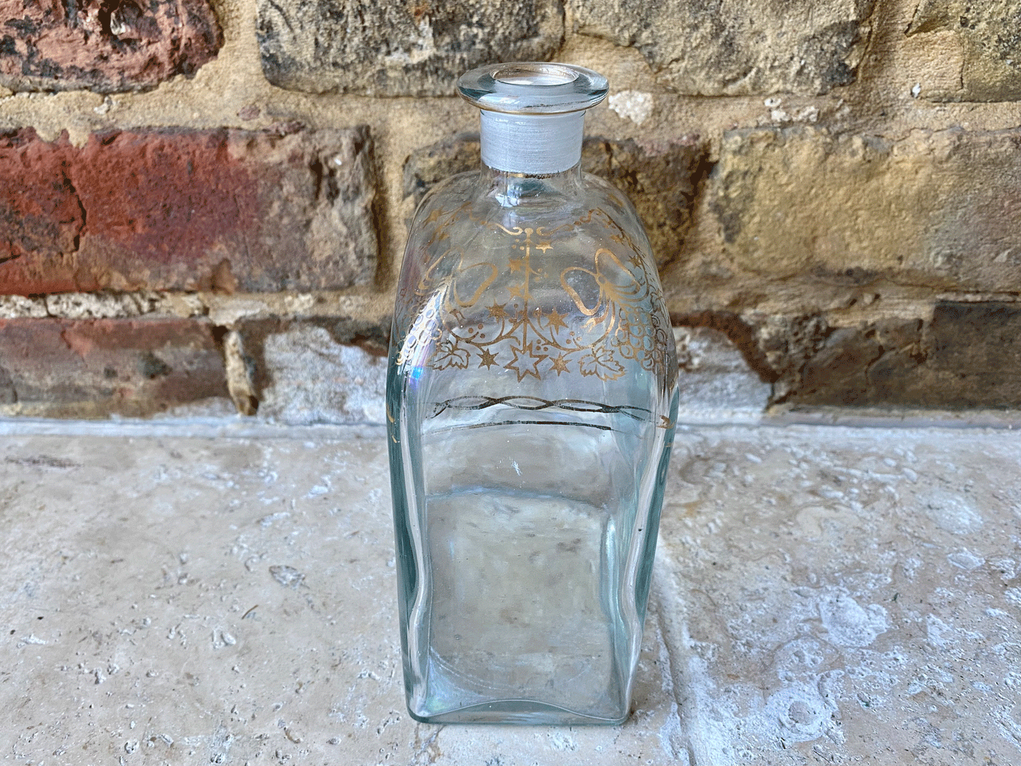vintage spanish decorative gold etched glass bottle jerez spain sherry liqeur