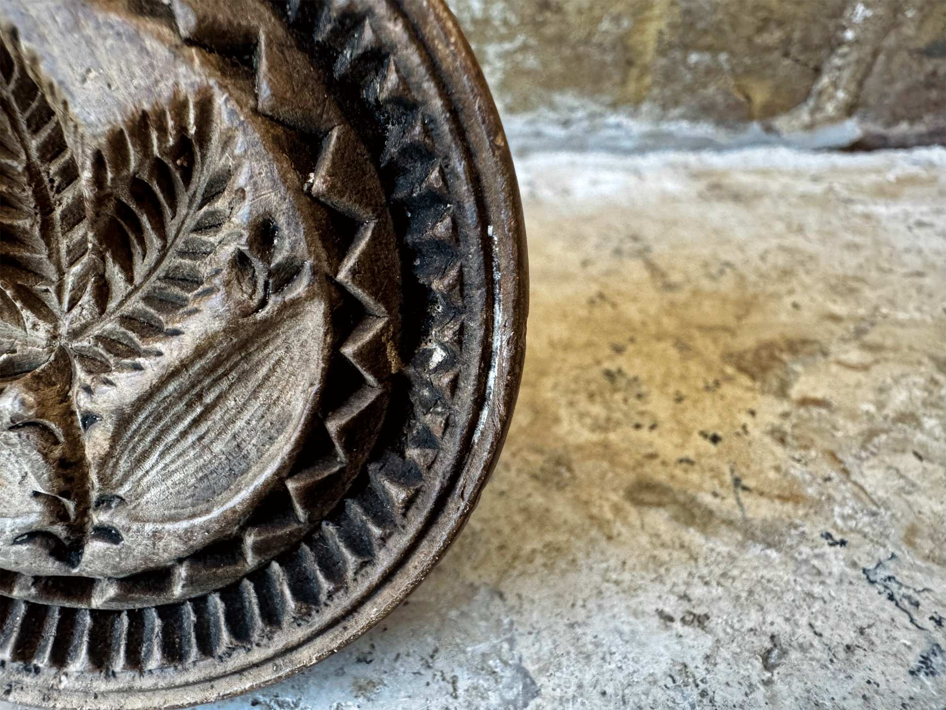 rare antique victorian carved irish floral clover butter stamp treen wooden kitchenalia