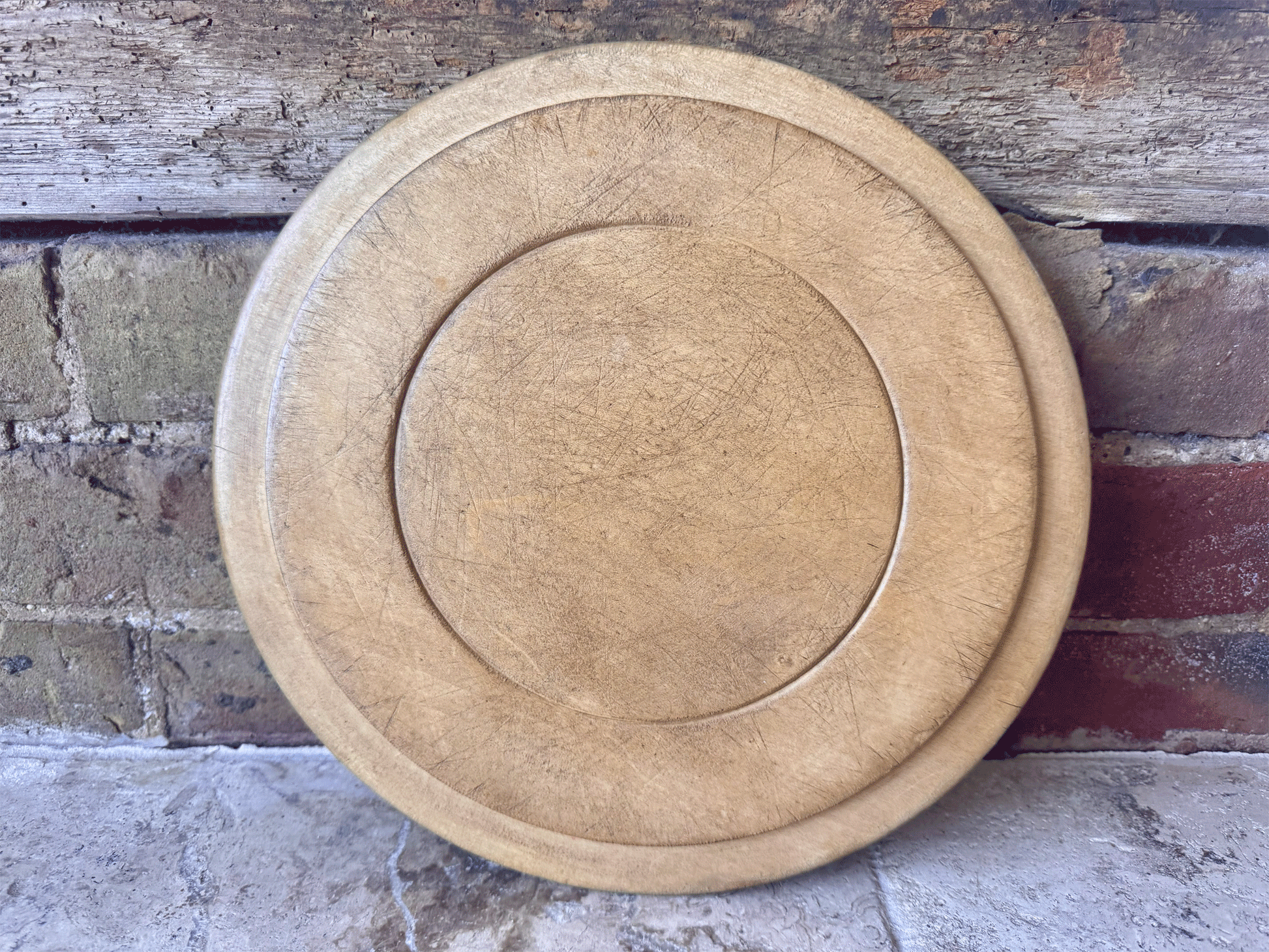 antique victorian rustic timeworn carved english treen wooden breadboard st george cross